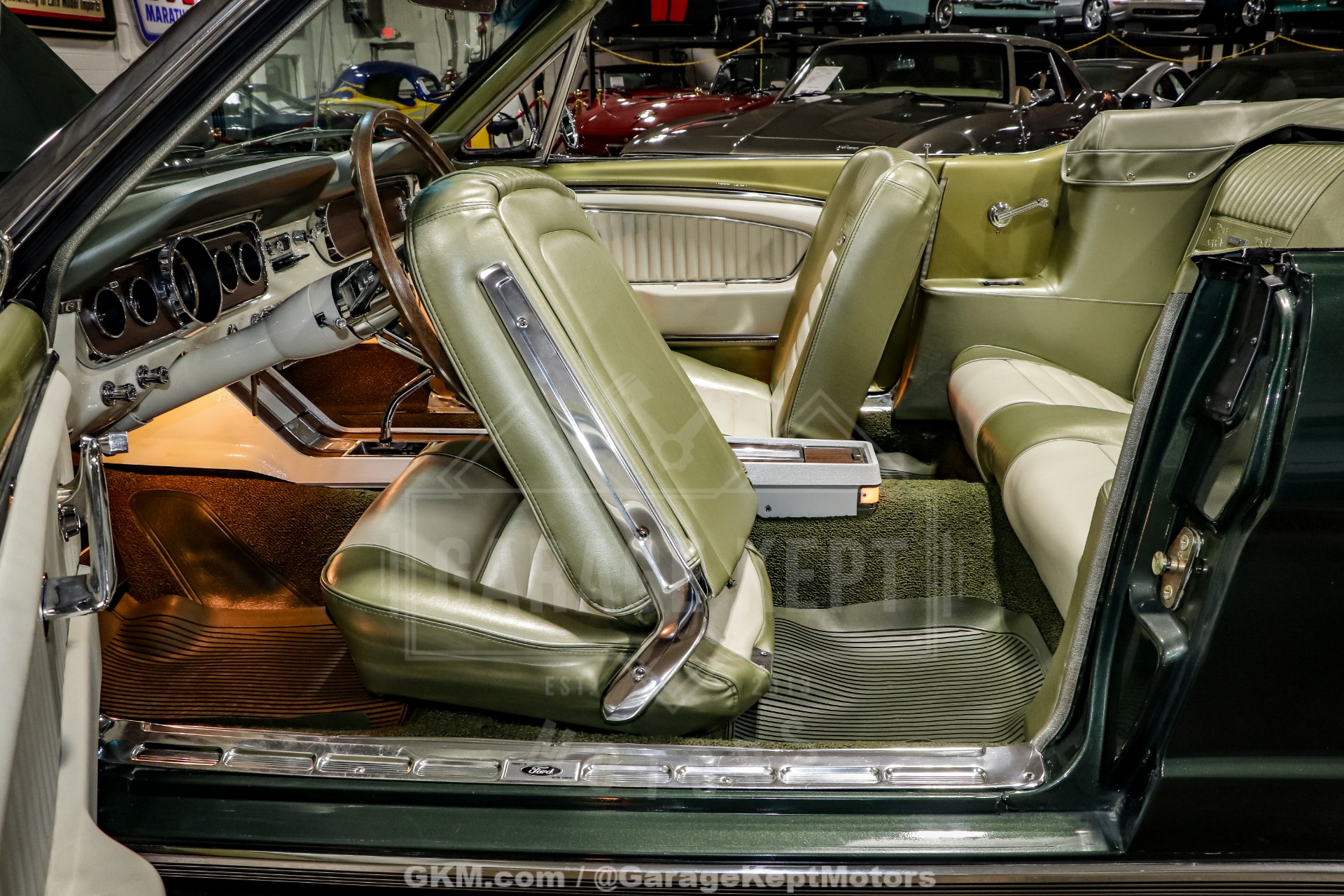 1965 Ford Mustang 121