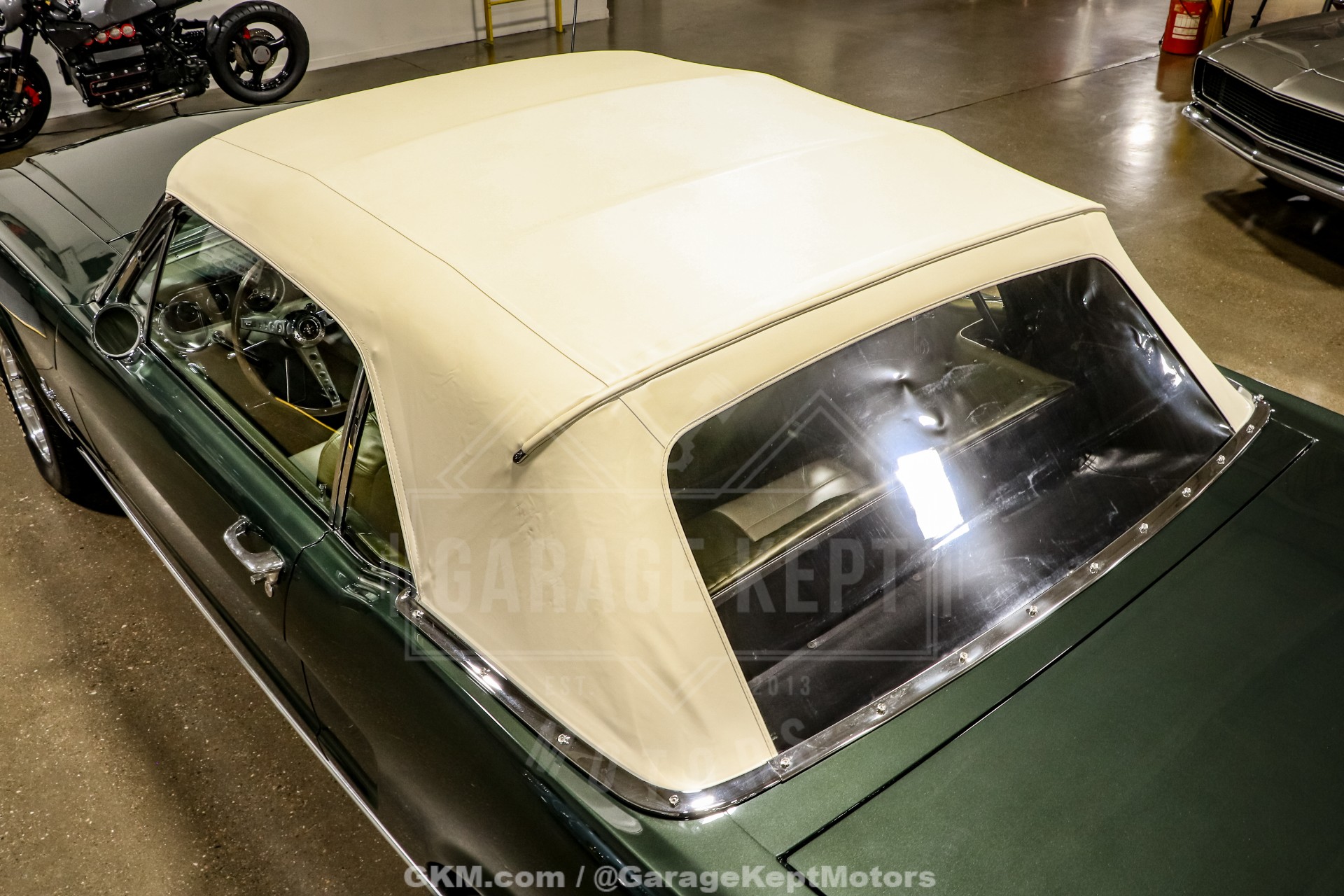 1965 Ford Mustang 12