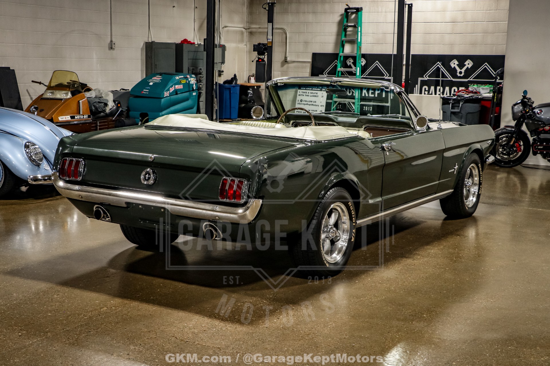 1965 Ford Mustang 24