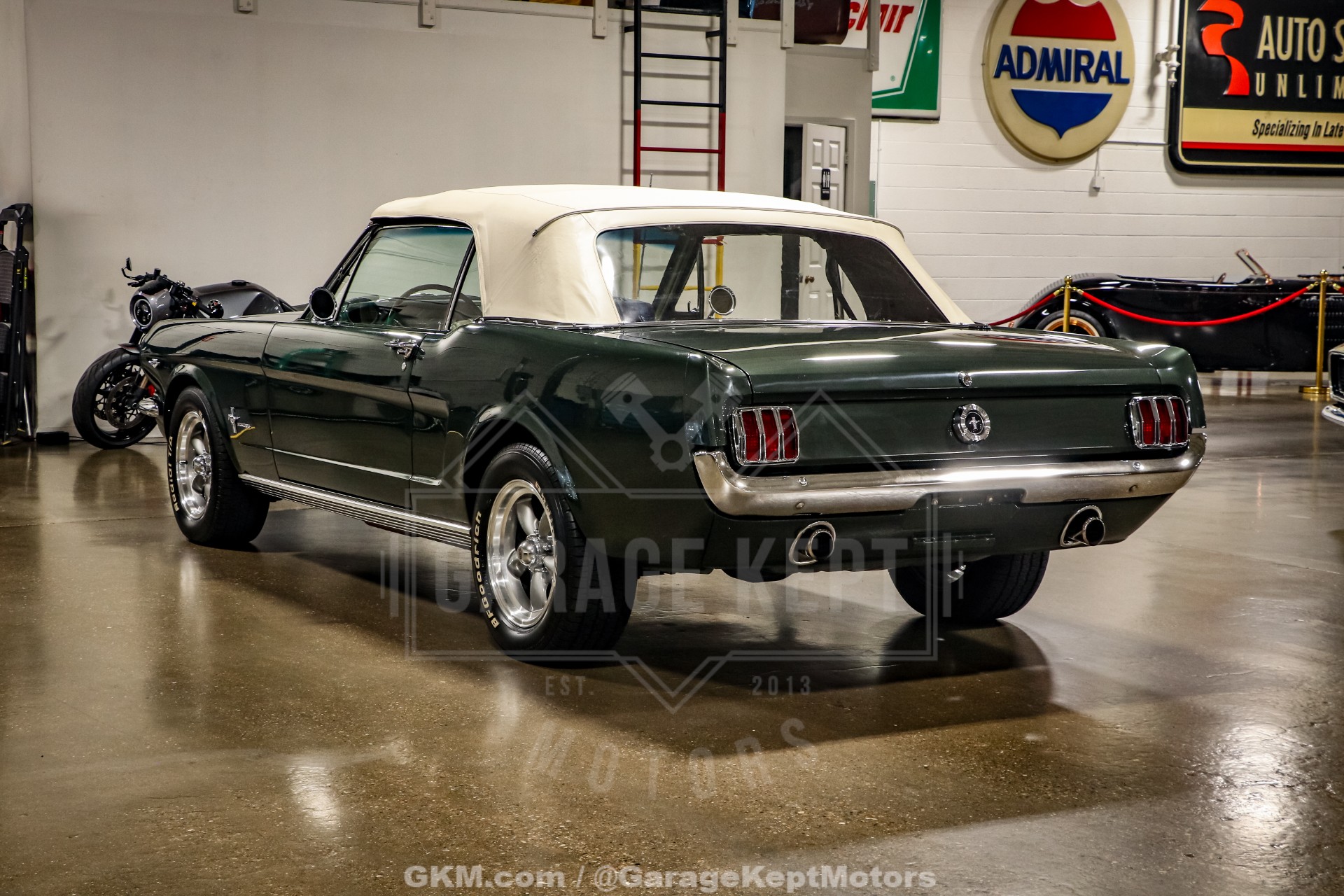1965 Ford Mustang 6