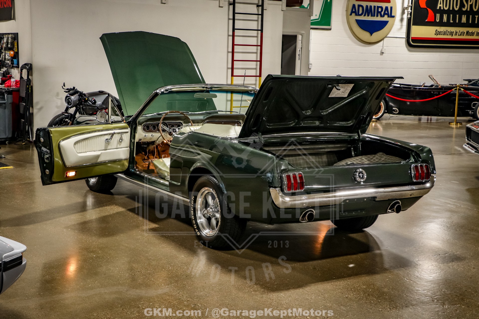 1965 Ford Mustang 74
