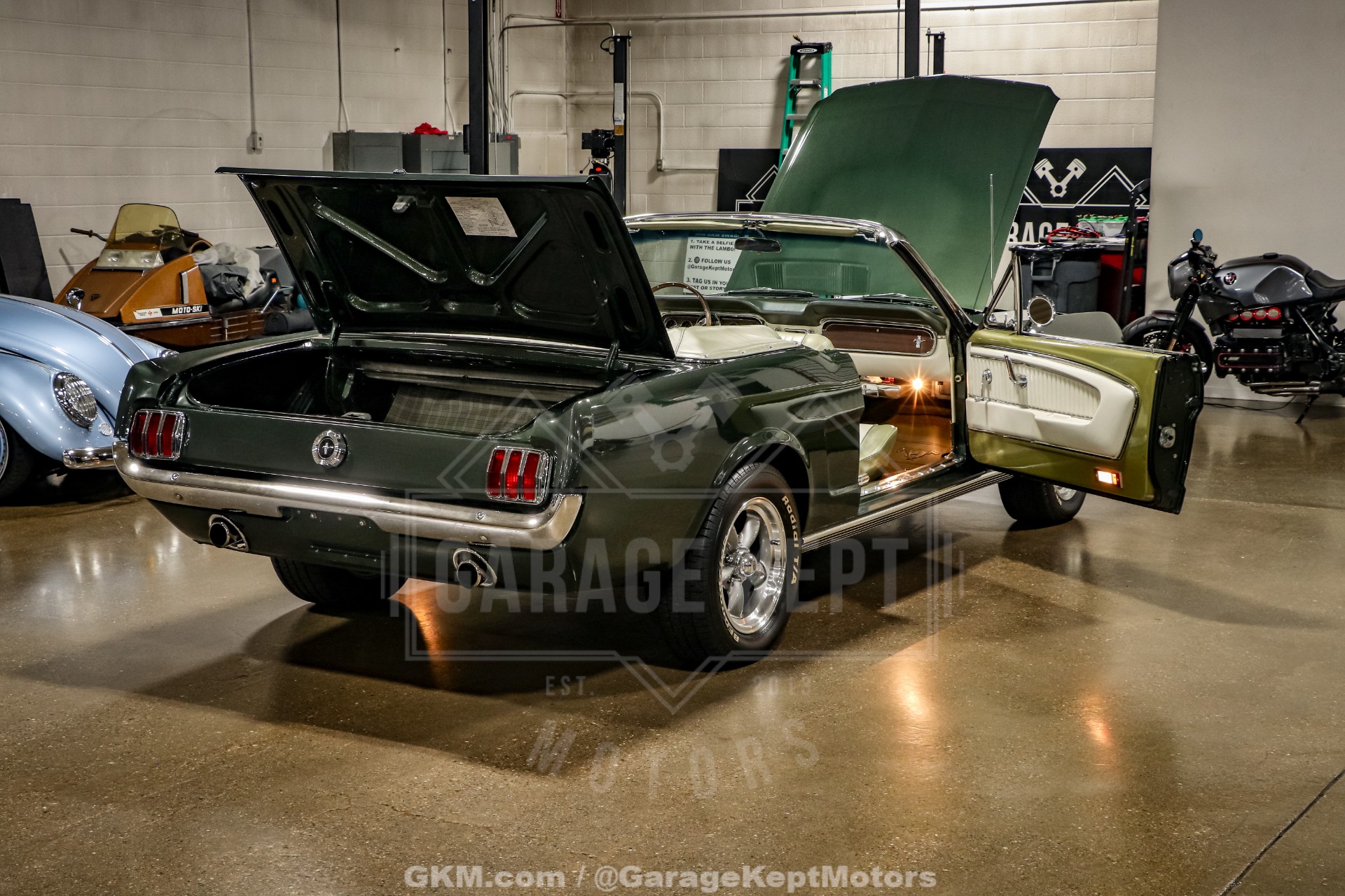 1965 Ford Mustang 75