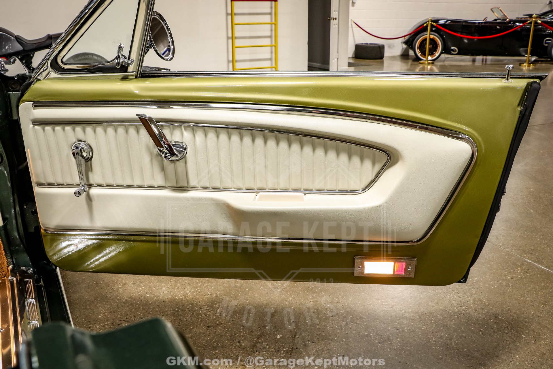 1965 Ford Mustang 76