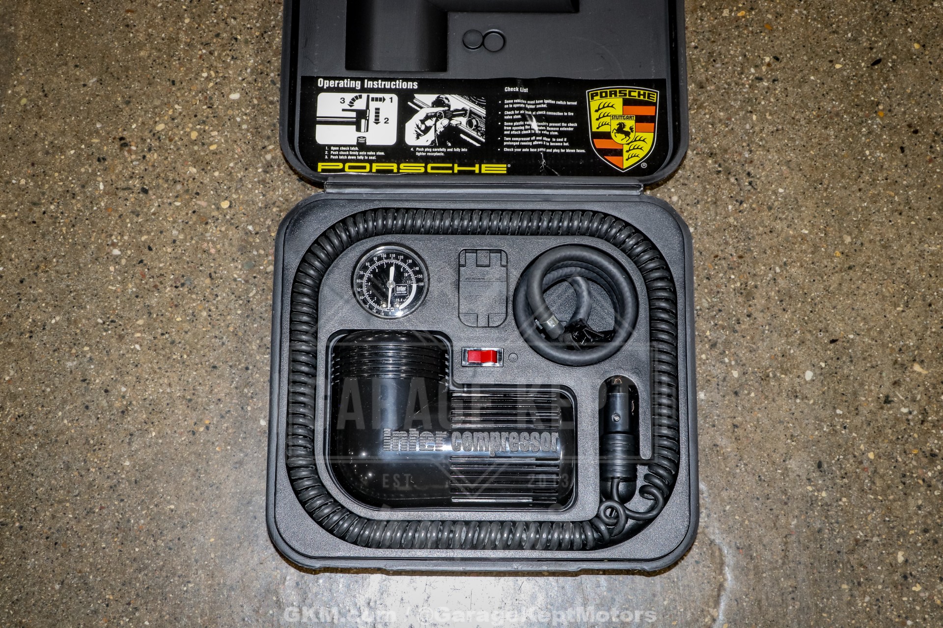 1991 Porsche 928 GT 124