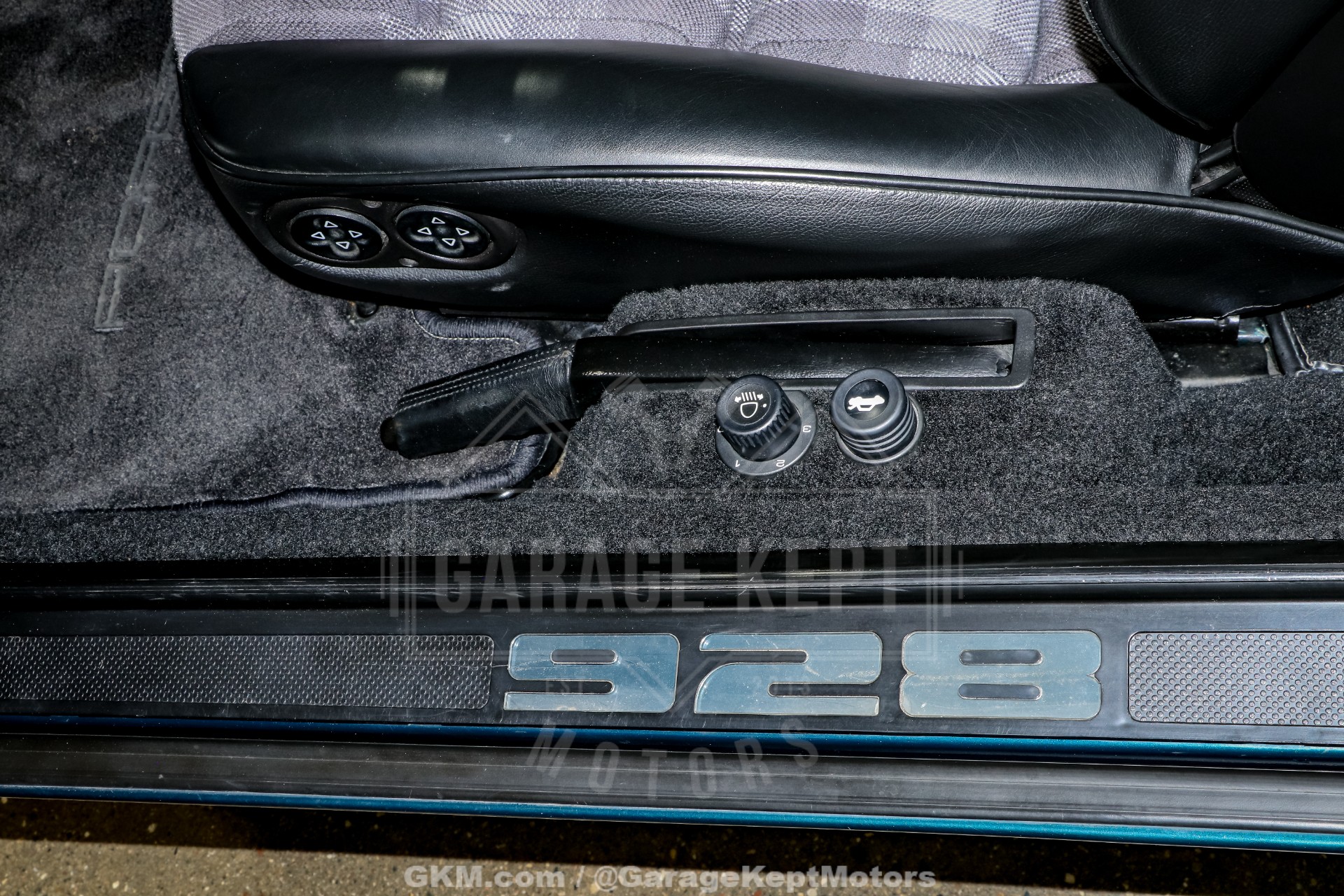 1991 Porsche 928 GT 132
