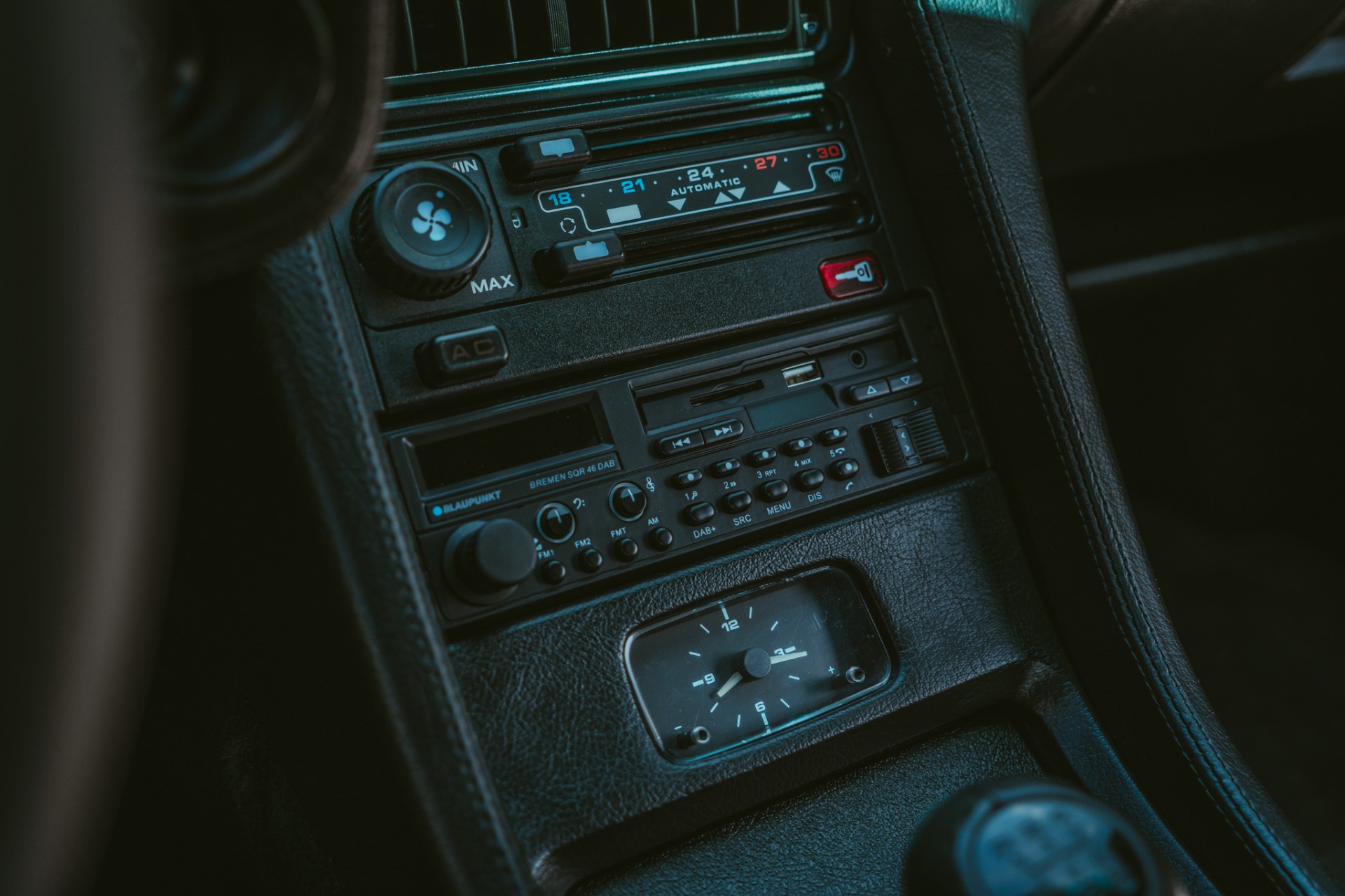 1991 Porsche 928 GT 16