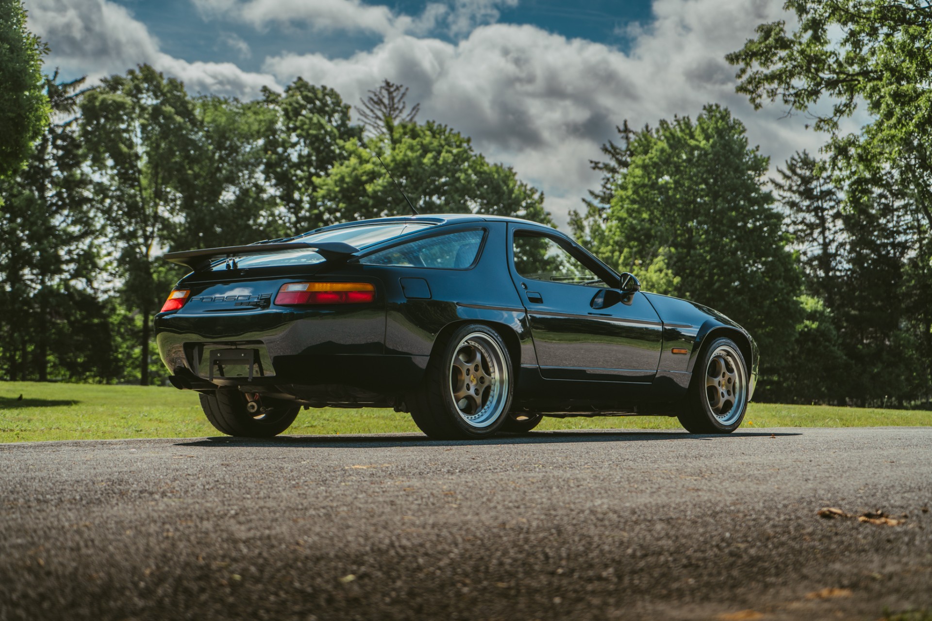 1991 Porsche 928 GT 17