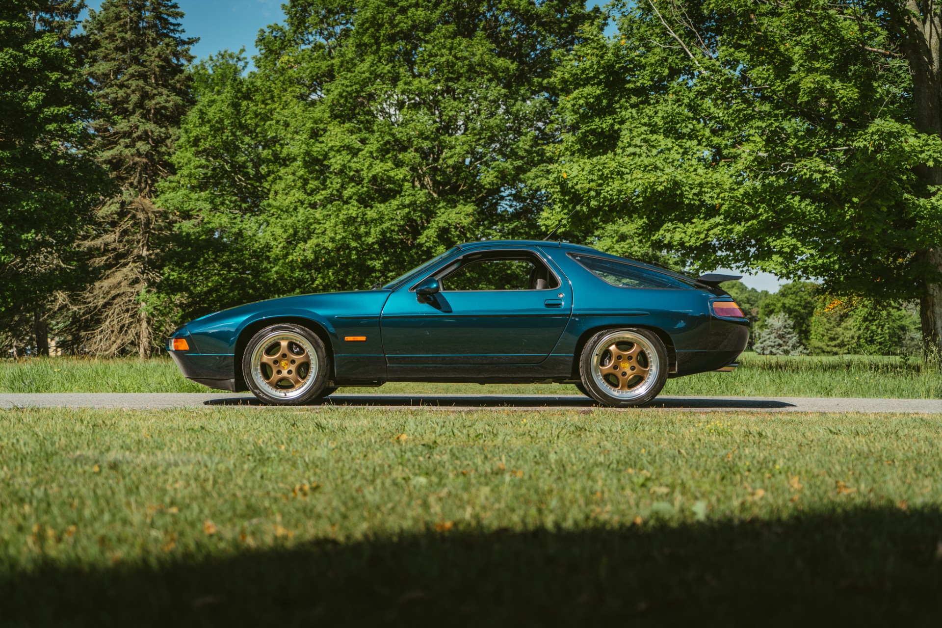 1991 Porsche 928 GT 22