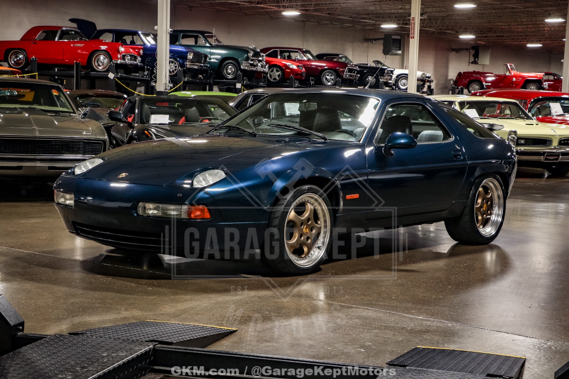 1991 Porsche 928 GT 23