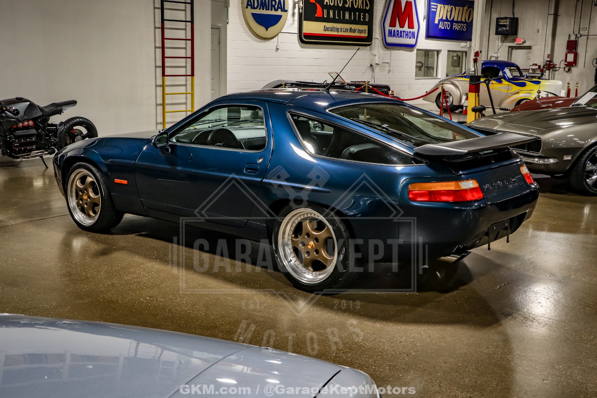 1991 Porsche 928 GT 26