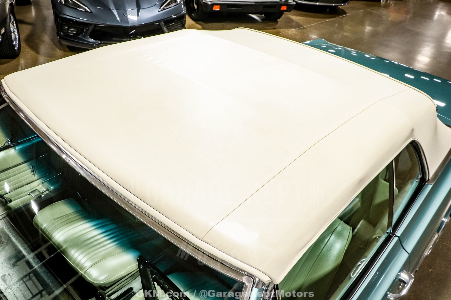 1965 Oldsmobile Cutlass 442 10