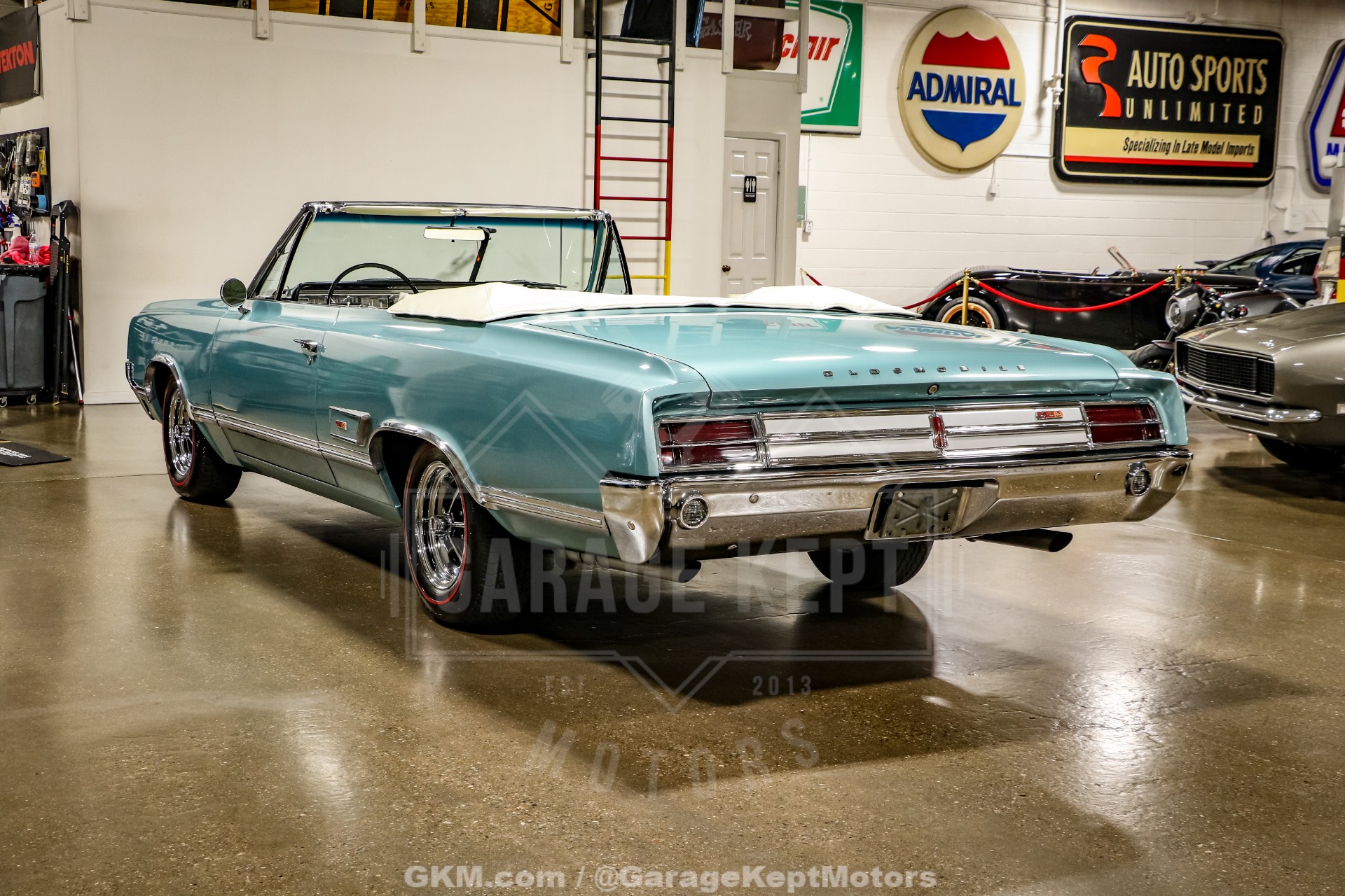 1965 Oldsmobile Cutlass 442 22