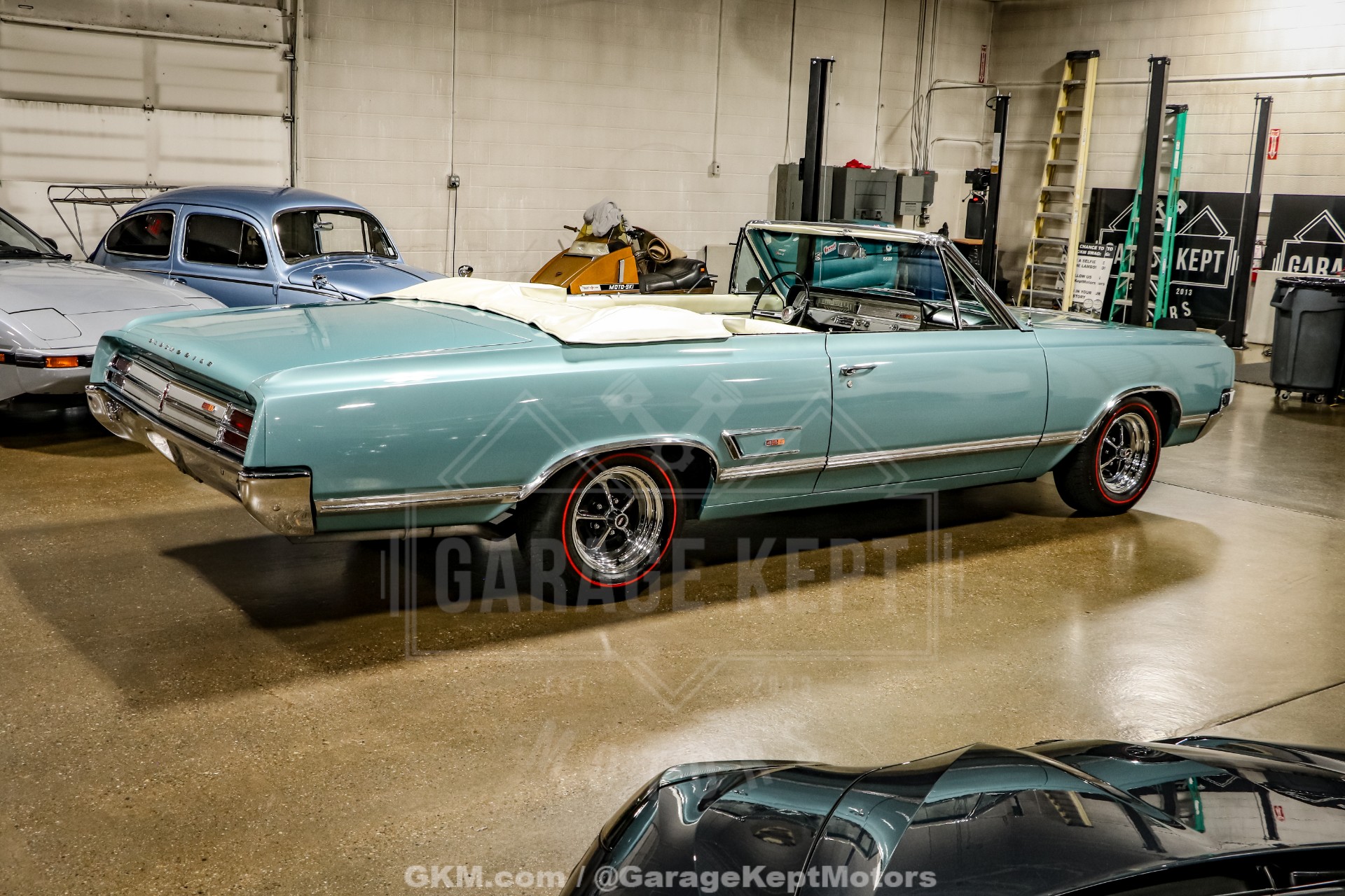 1965 Oldsmobile Cutlass 442 24