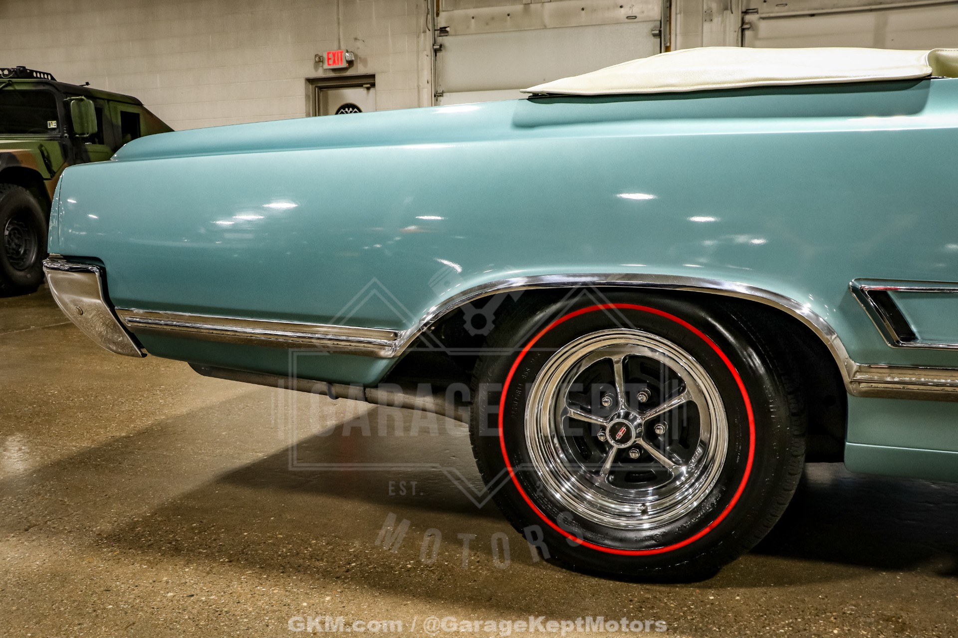 1965 Oldsmobile Cutlass 442 61