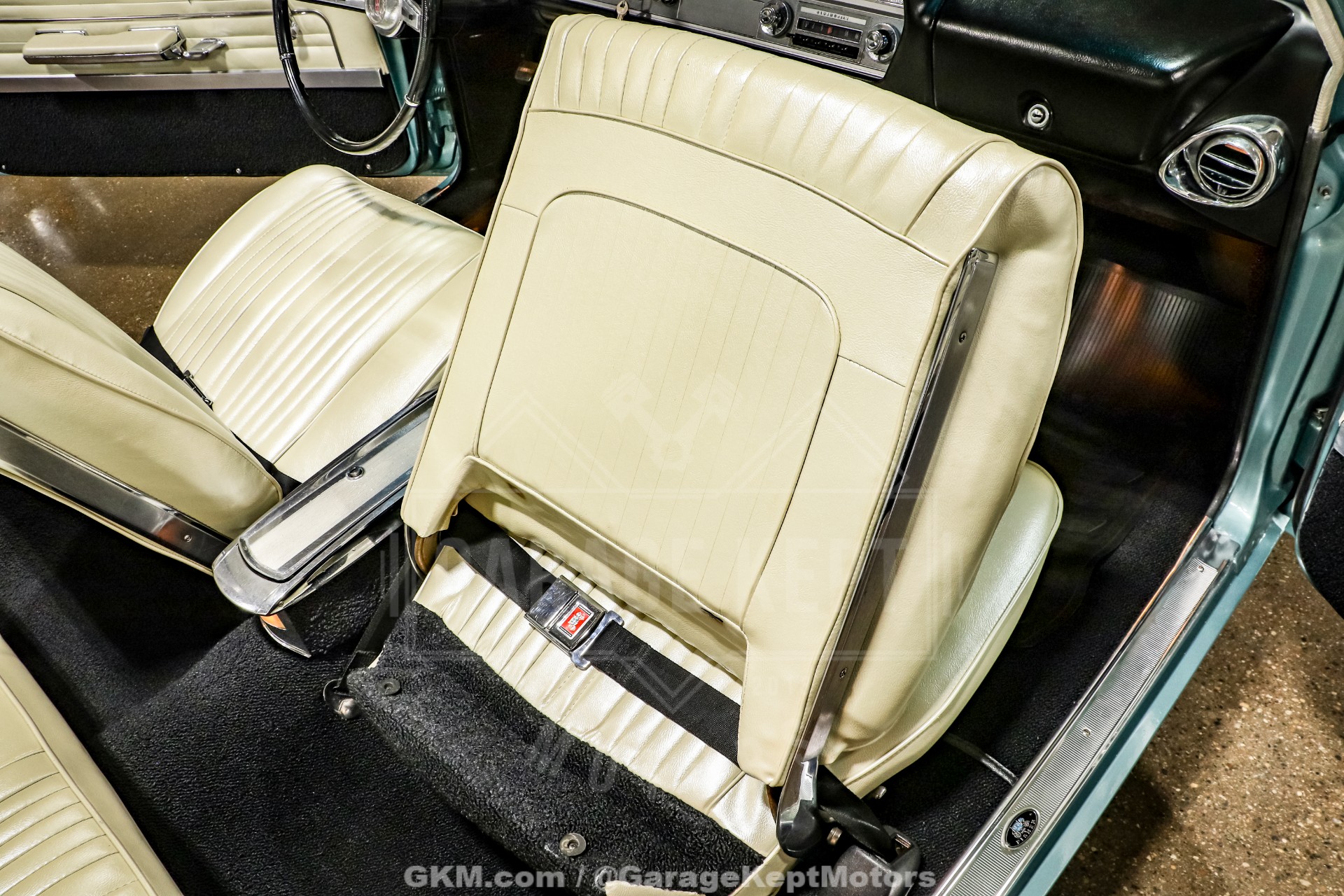 1965 Oldsmobile Cutlass 442 83