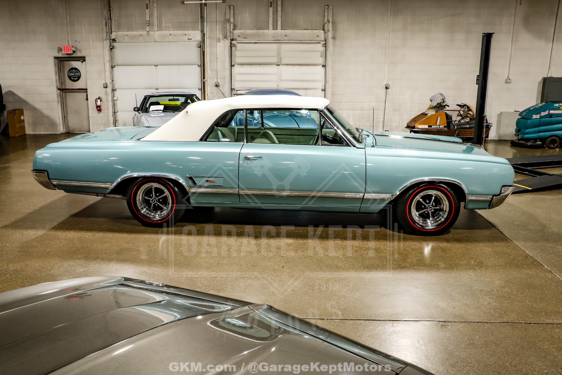 1965 Oldsmobile Cutlass 442 8