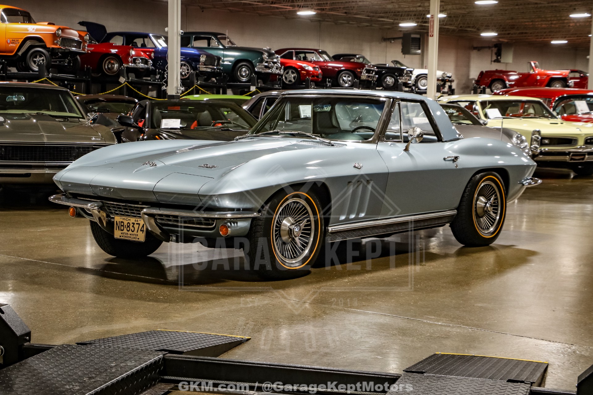 1966 Chevrolet Corvette 13