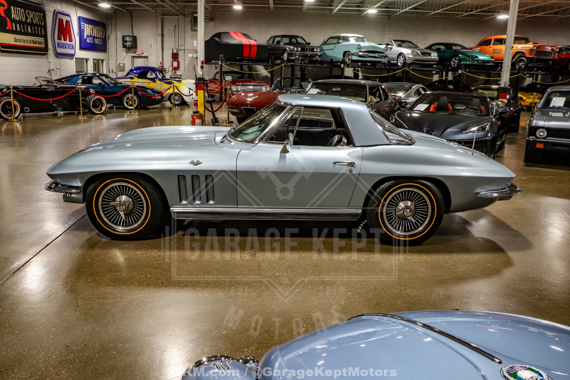 1966 Chevrolet Corvette 15