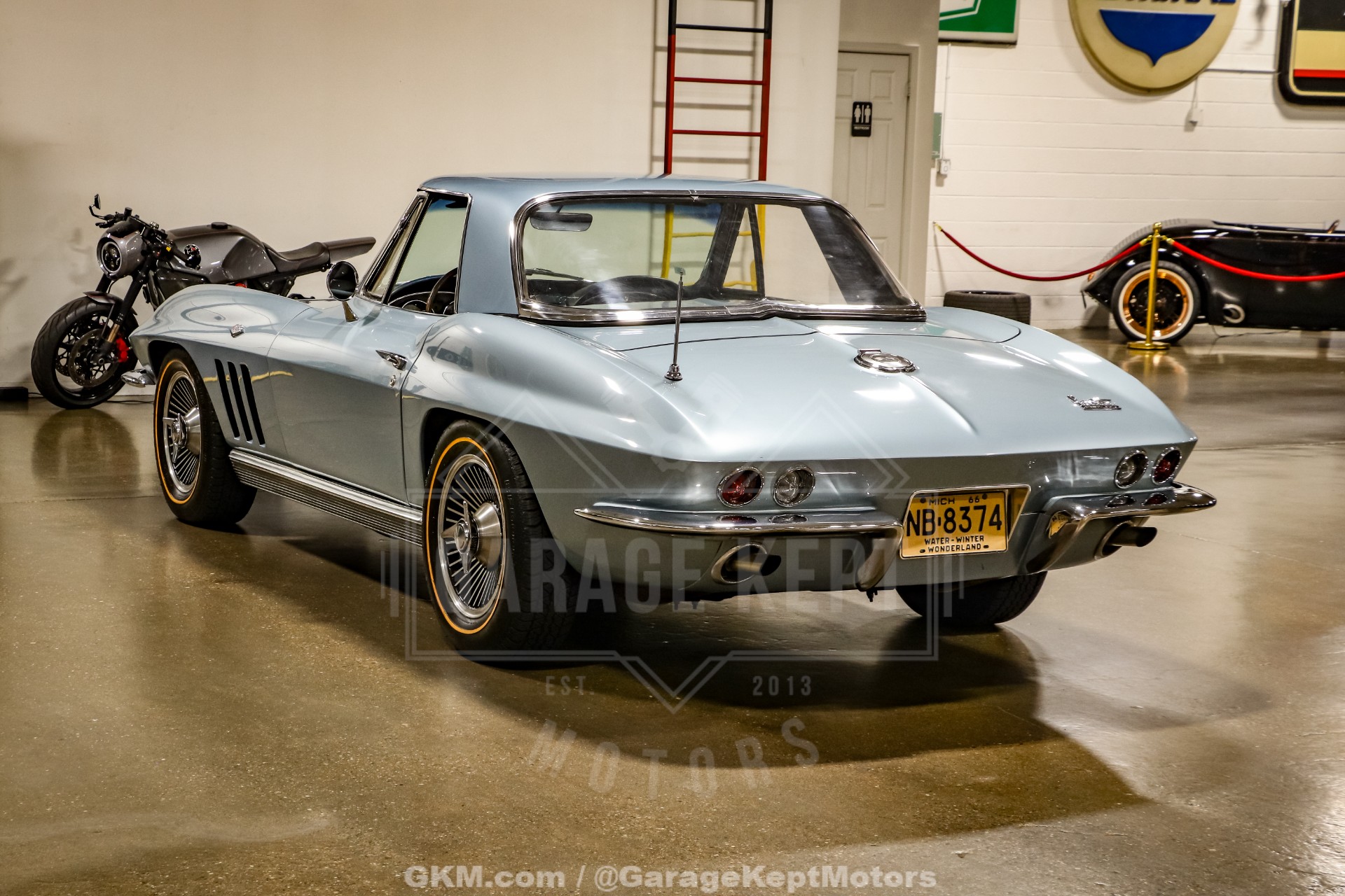 1966 Chevrolet Corvette 17