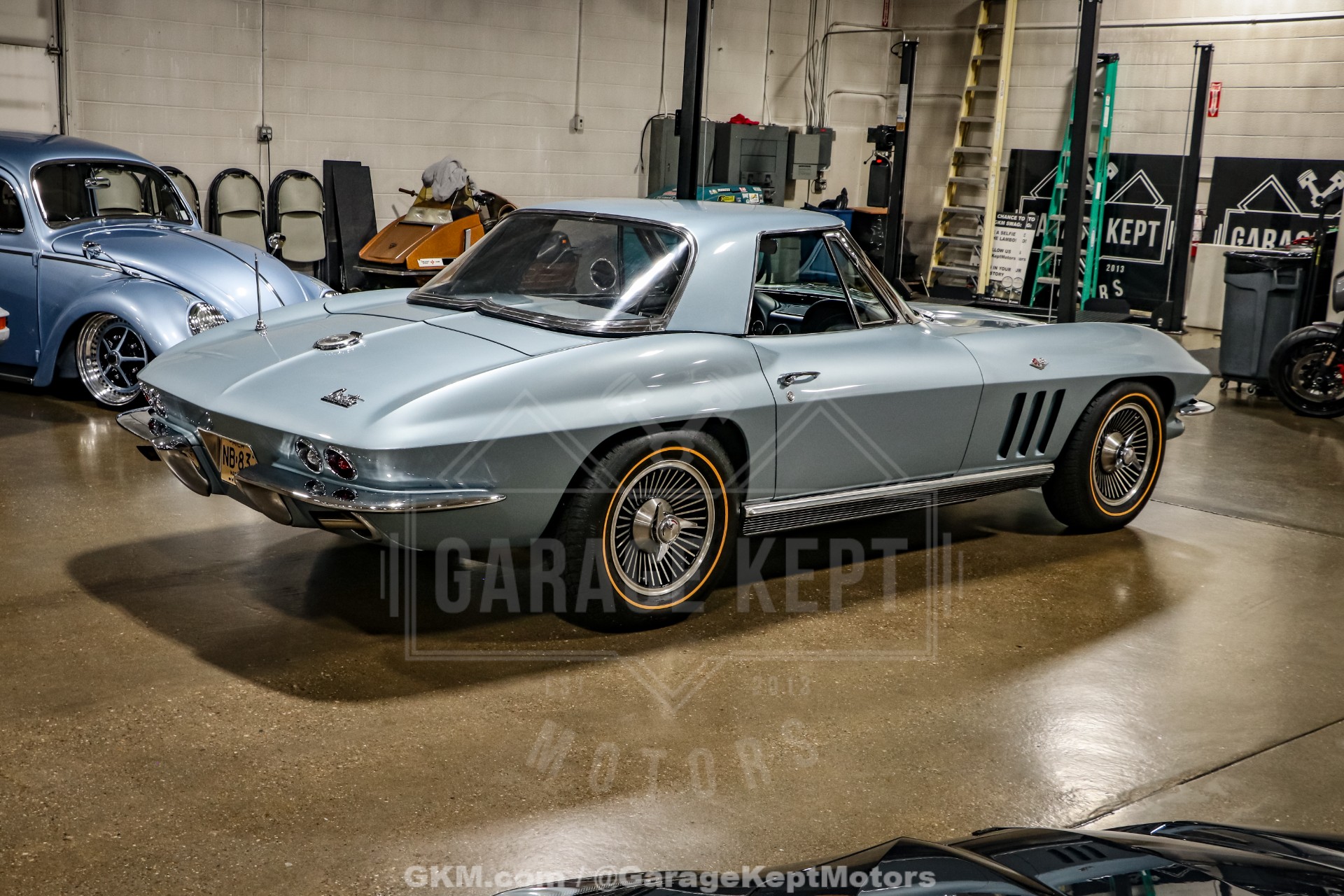 1966 Chevrolet Corvette 19