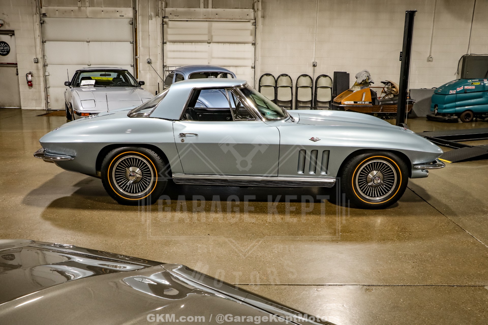 1966 Chevrolet Corvette 20