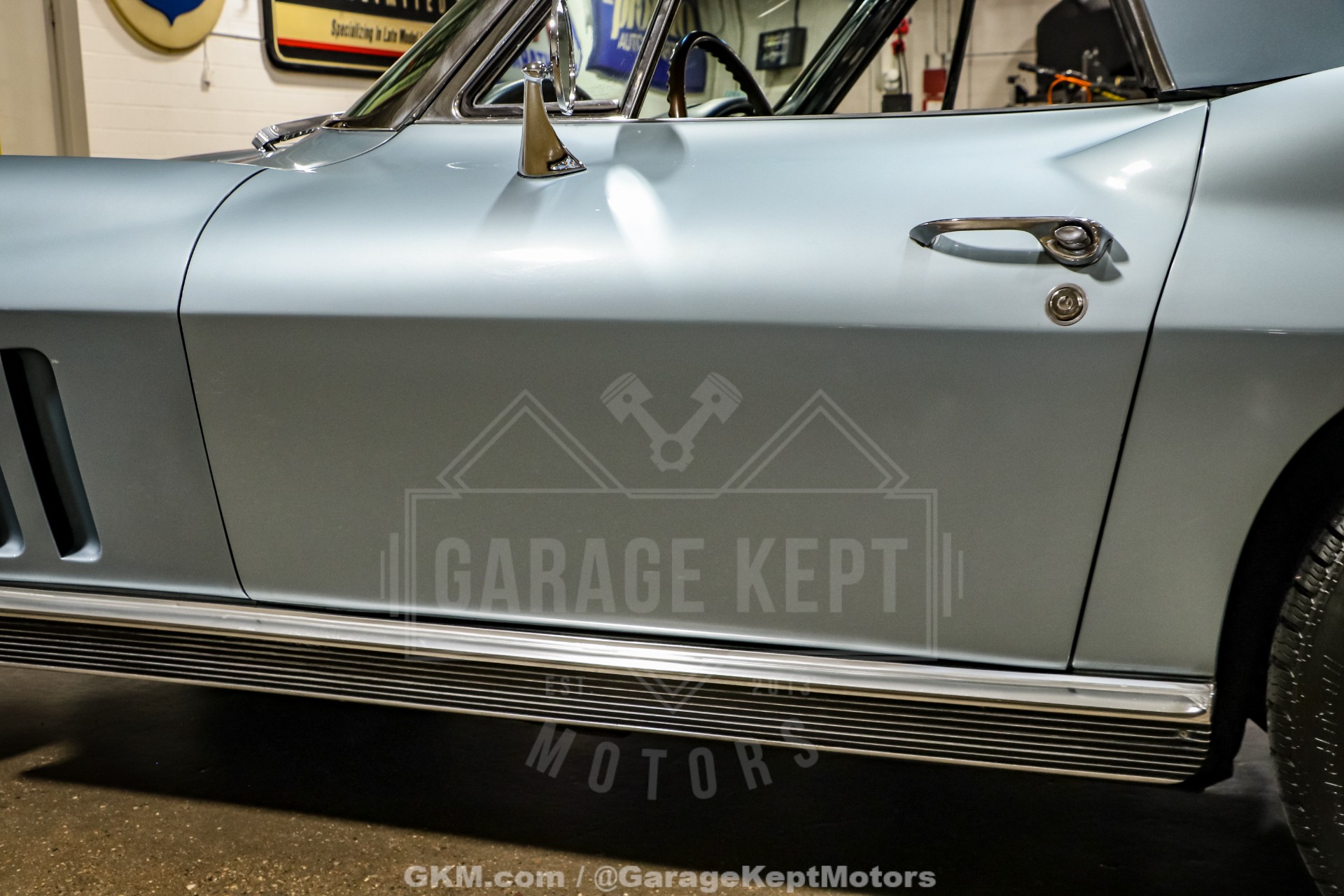 1966 Chevrolet Corvette 42