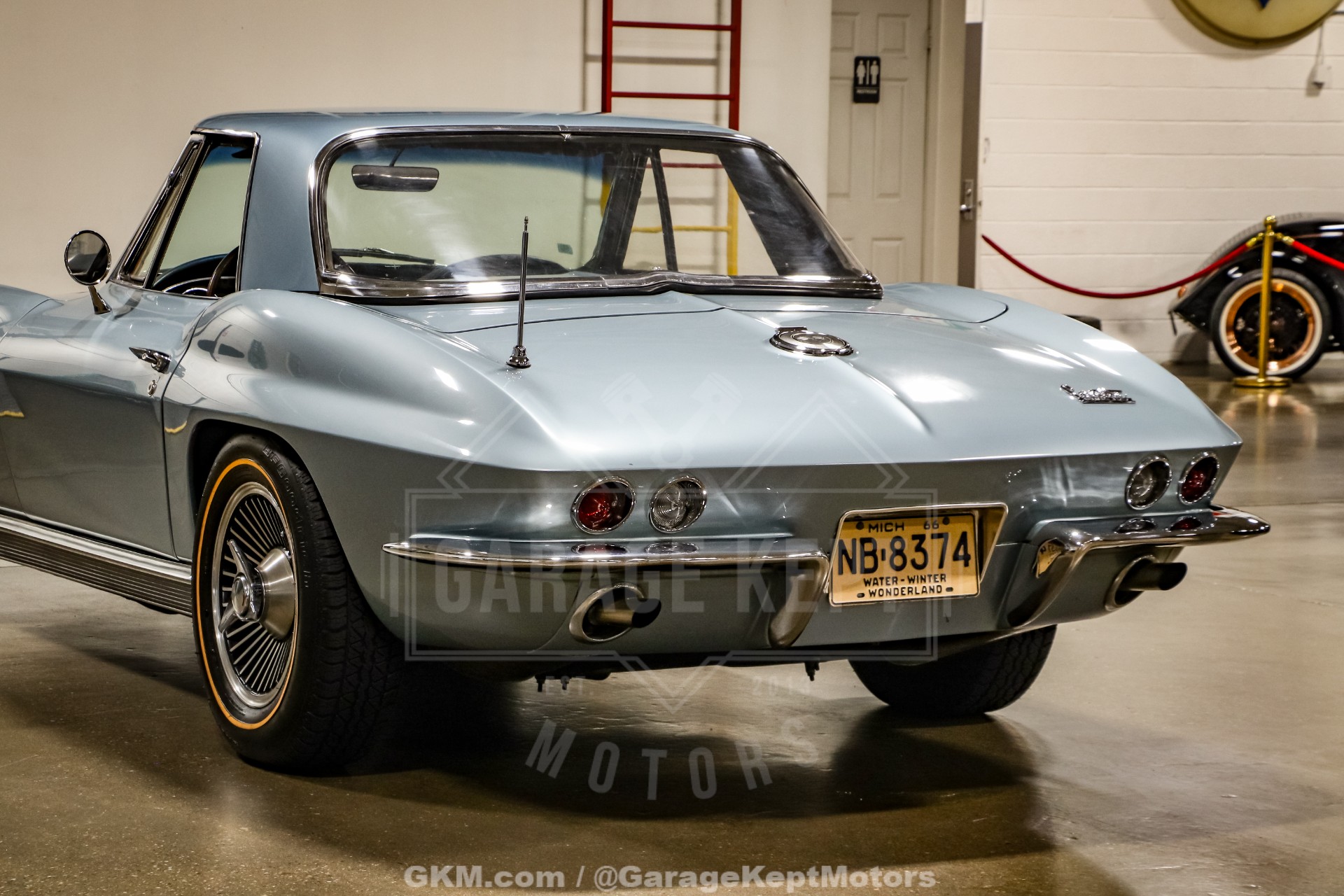 1966 Chevrolet Corvette 46