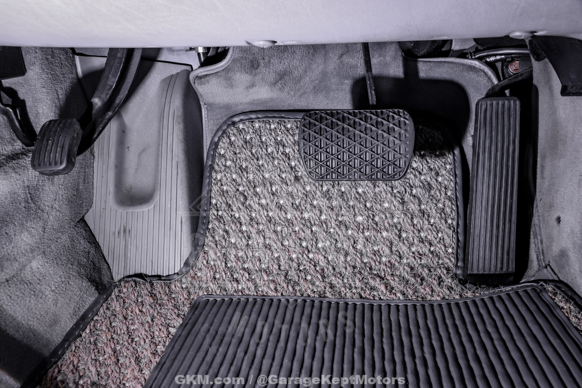 1991 Mercedes-Benz 560-Class 112