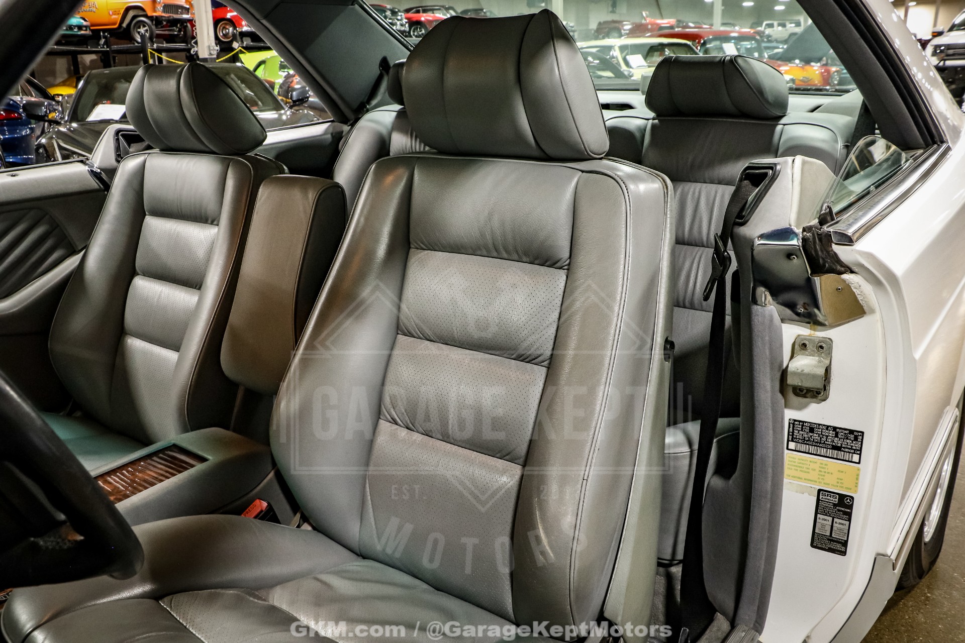 1991 Mercedes-Benz 560-Class 116