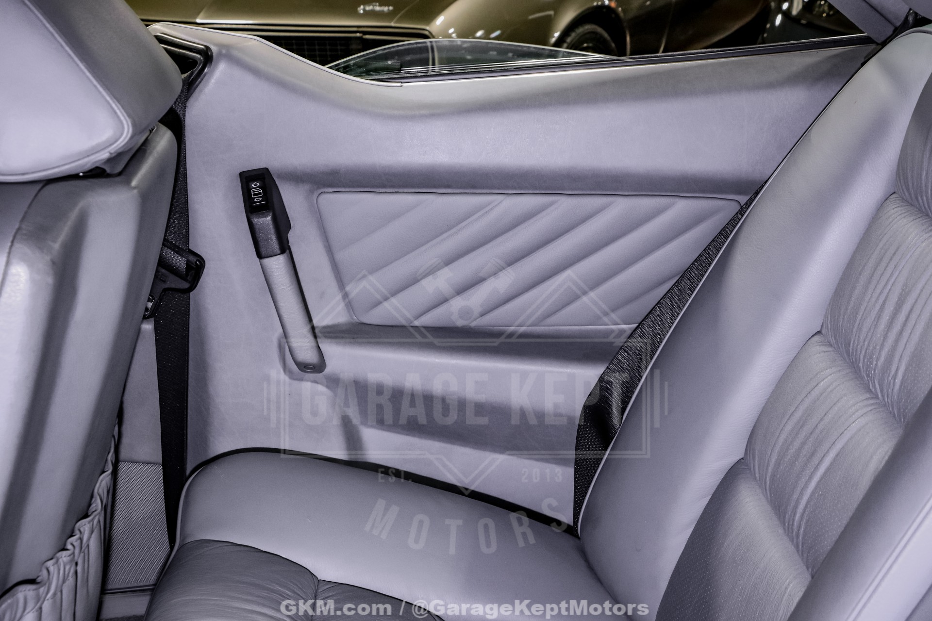 1991 Mercedes-Benz 560-Class 124
