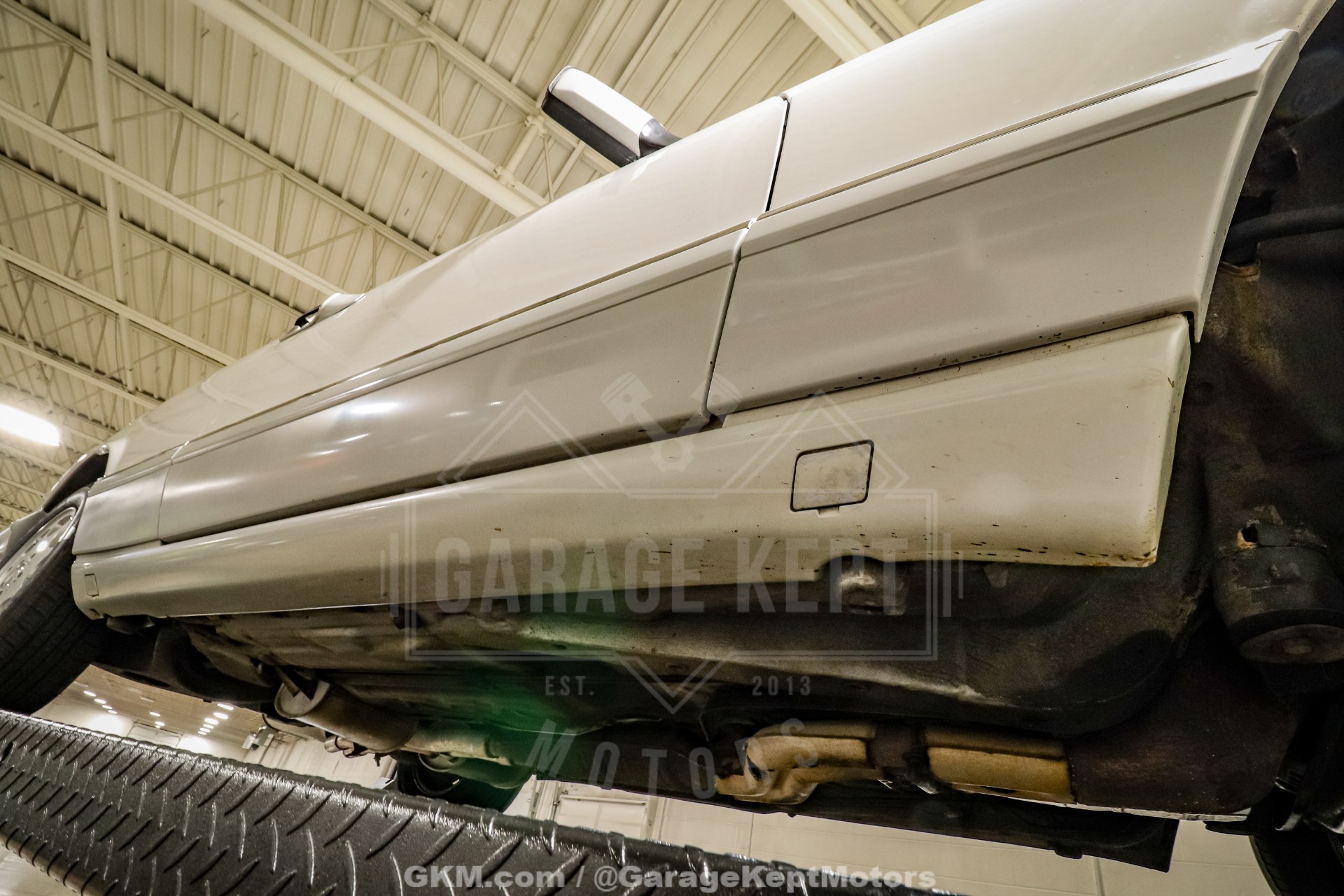 1991 Mercedes-Benz 560-Class 176