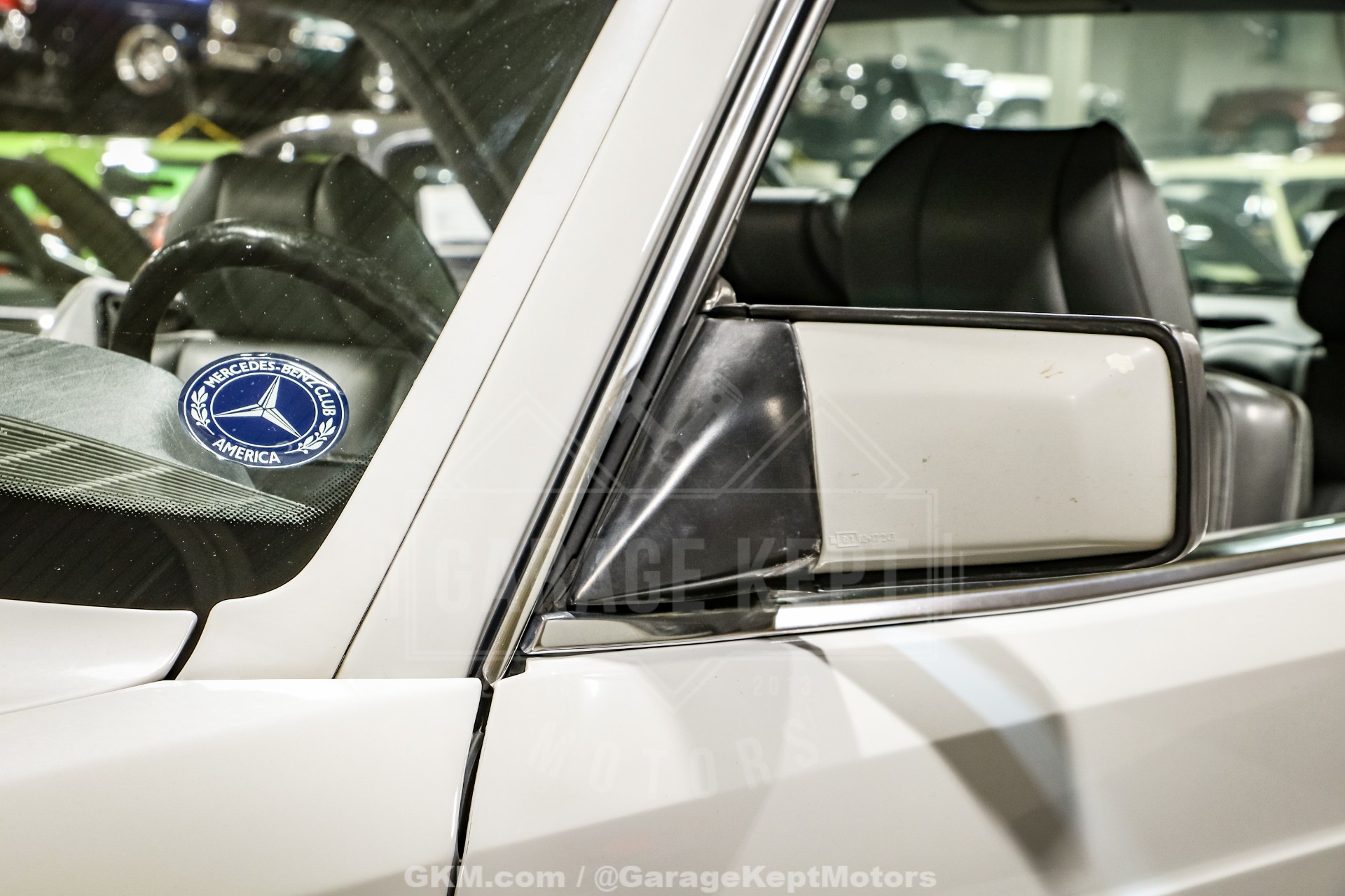 1991 Mercedes-Benz 560-Class 30
