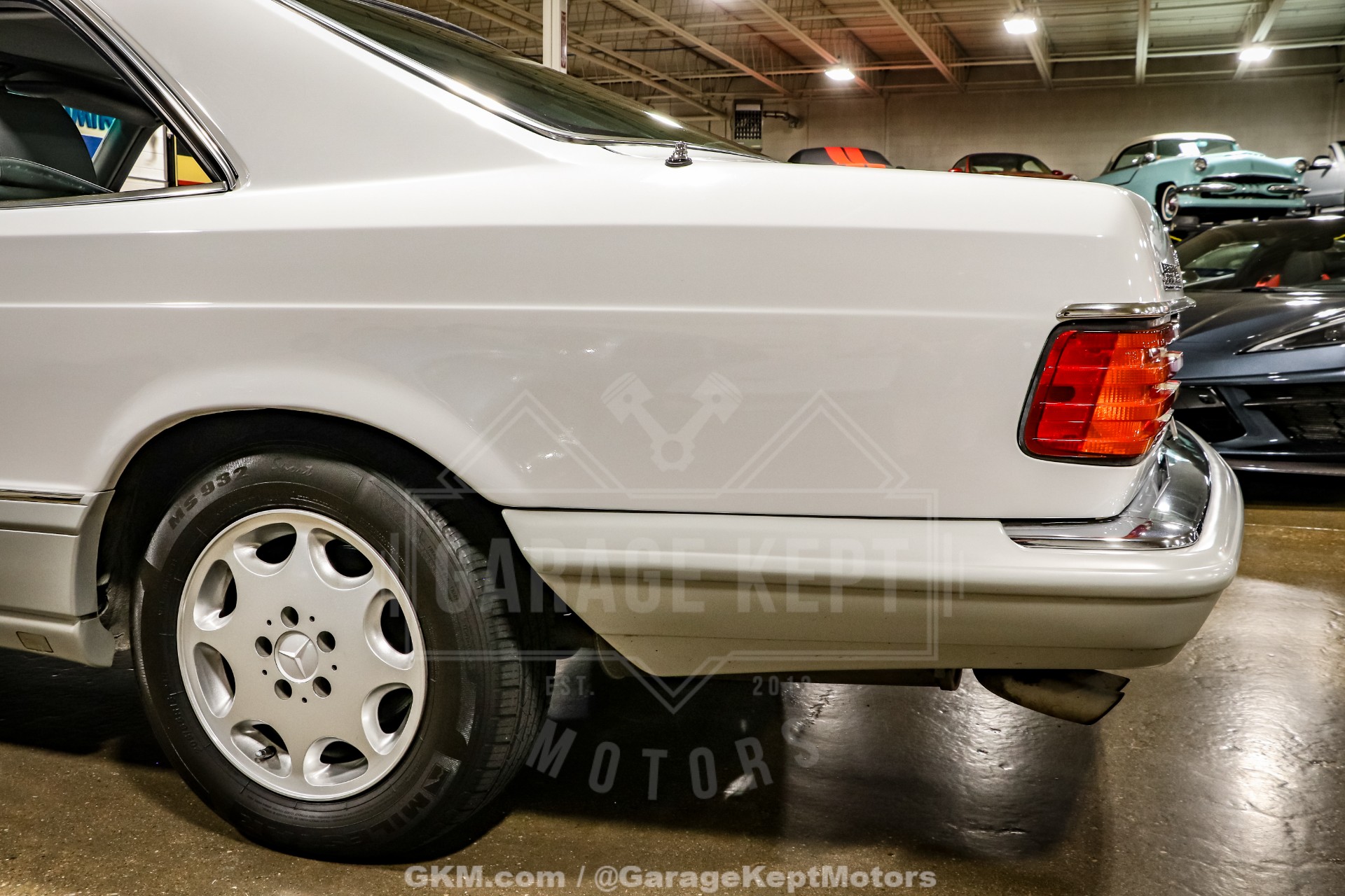 1991 Mercedes-Benz 560-Class 38