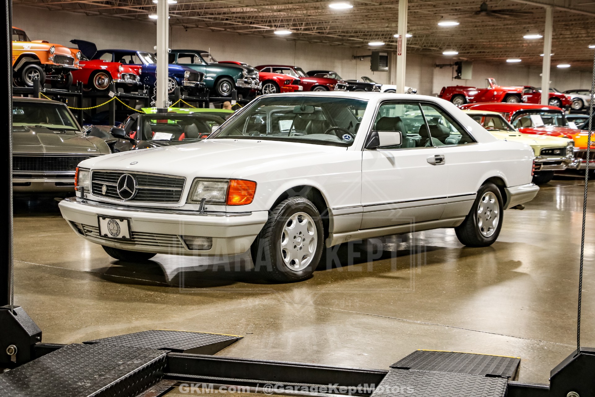 1991 Mercedes-Benz 560-Class 3