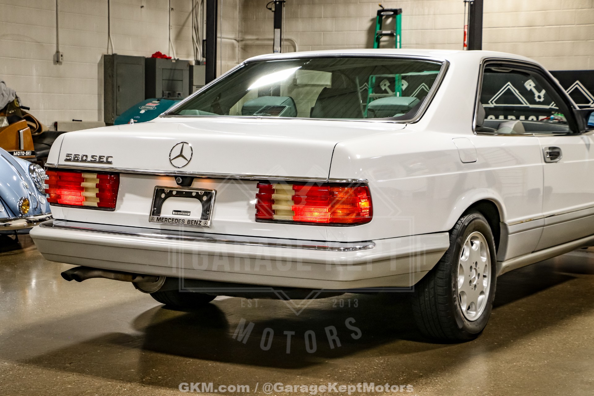 1991 Mercedes-Benz 560-Class 46