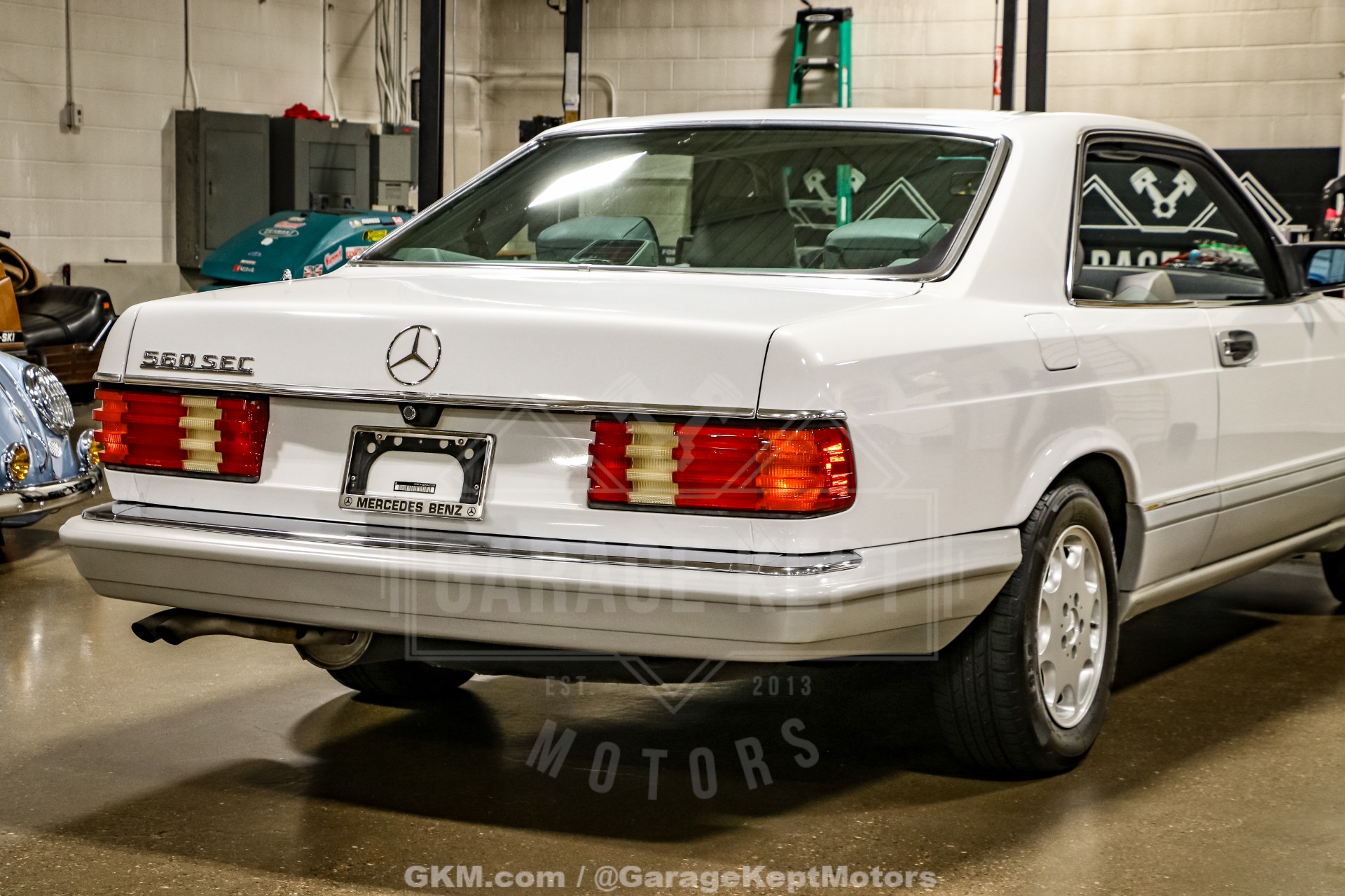 1991 Mercedes-Benz 560-Class 47