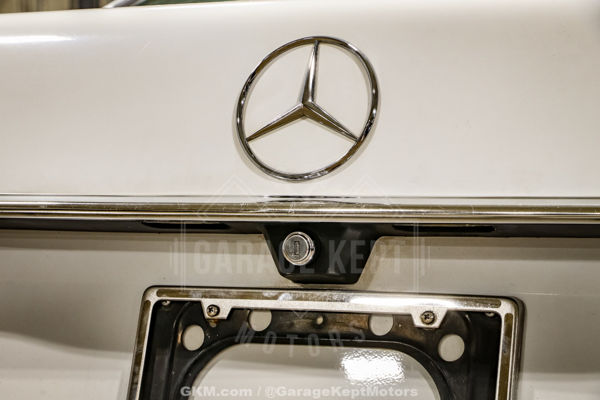 1991 Mercedes-Benz 560-Class 49