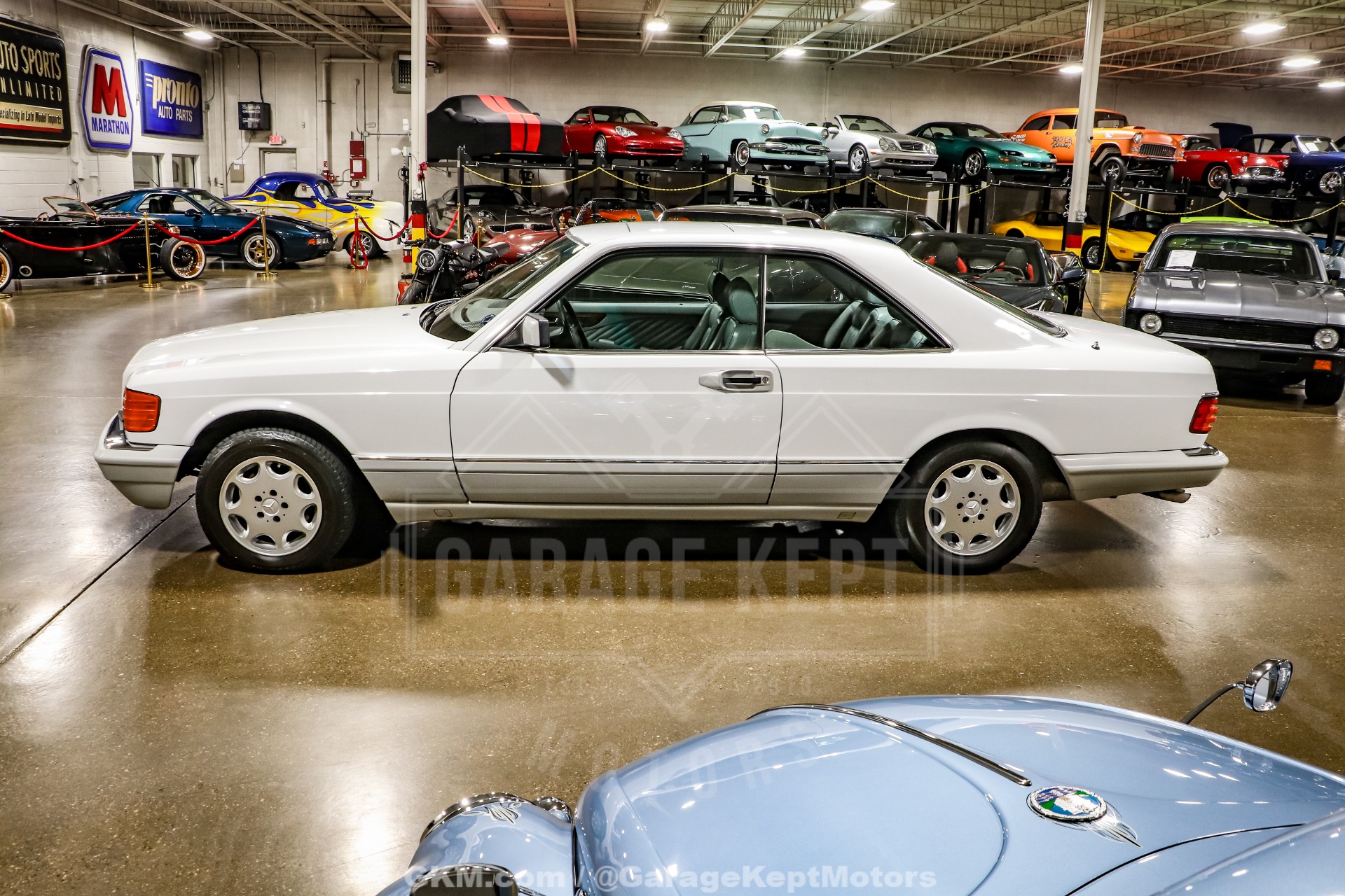 1991 Mercedes-Benz 560-Class 5