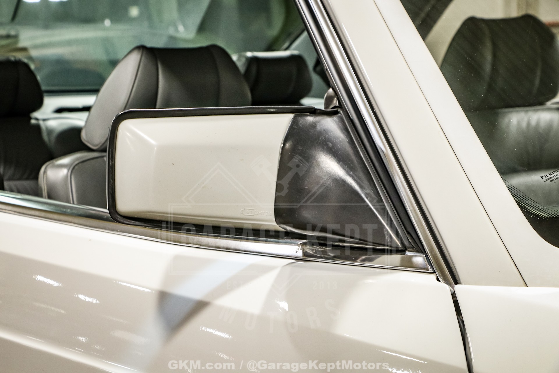 1991 Mercedes-Benz 560-Class 60