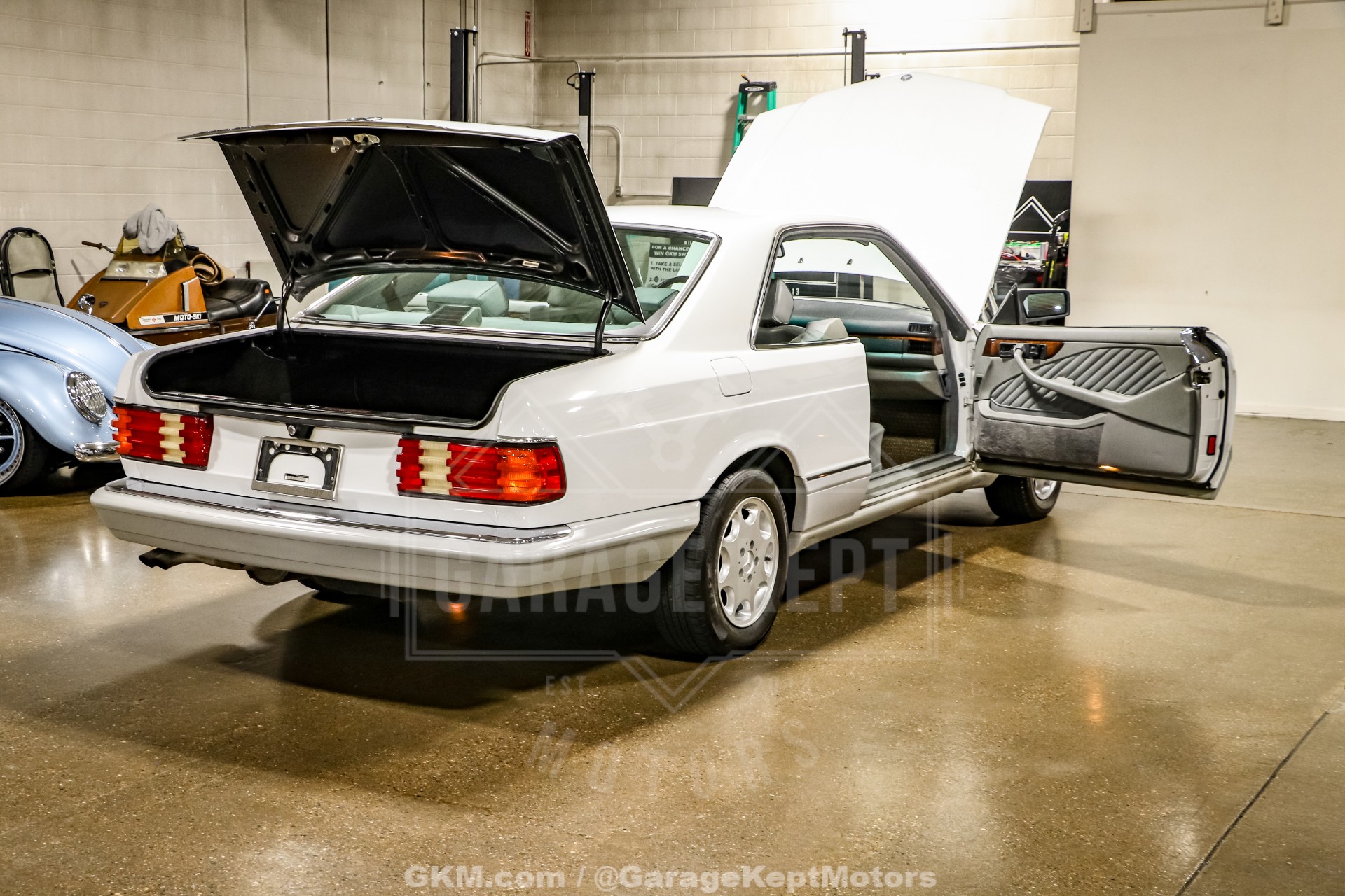 1991 Mercedes-Benz 560-Class 65