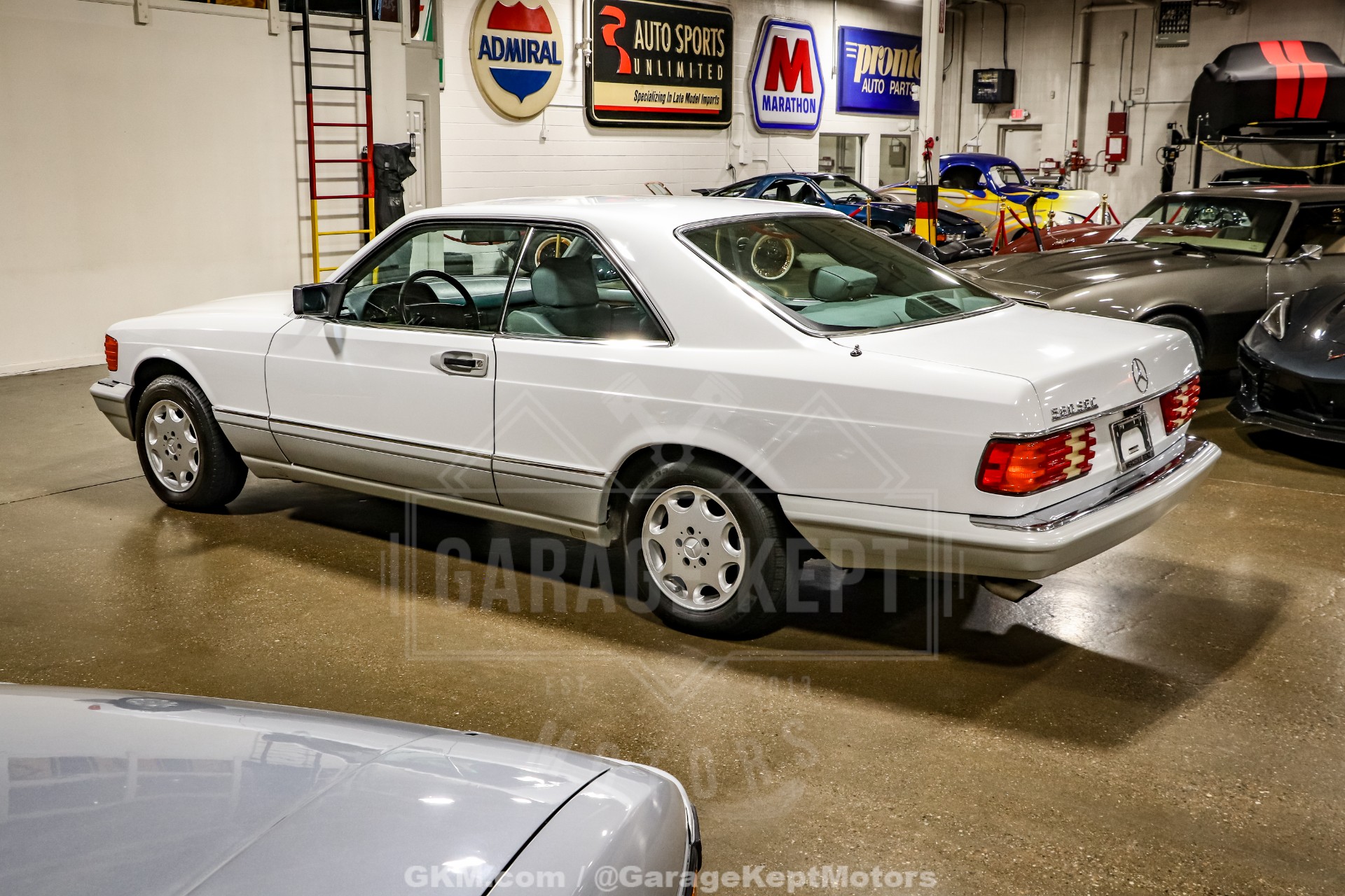 1991 Mercedes-Benz 560-Class 6