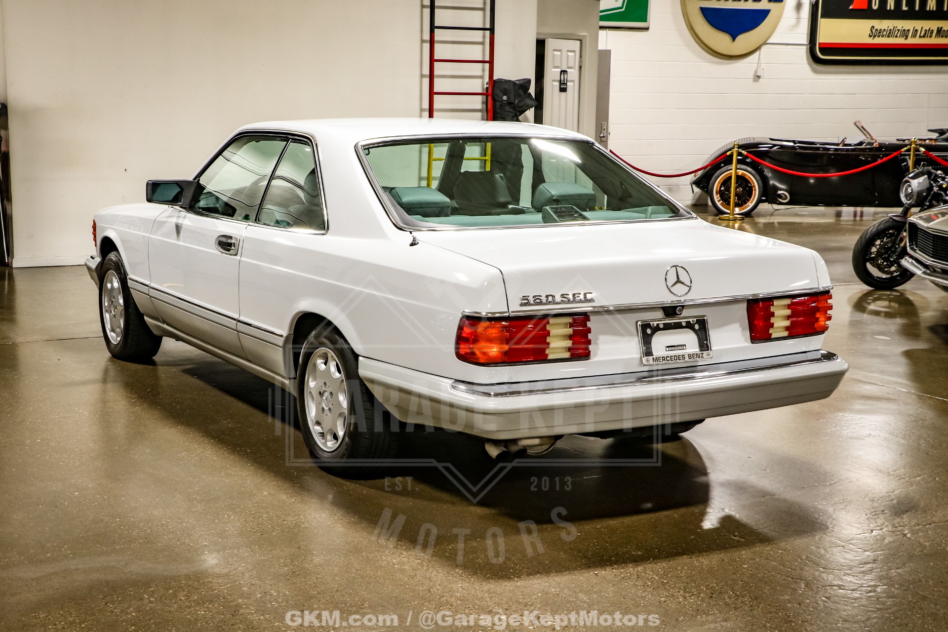 1991 Mercedes-Benz 560-Class 7