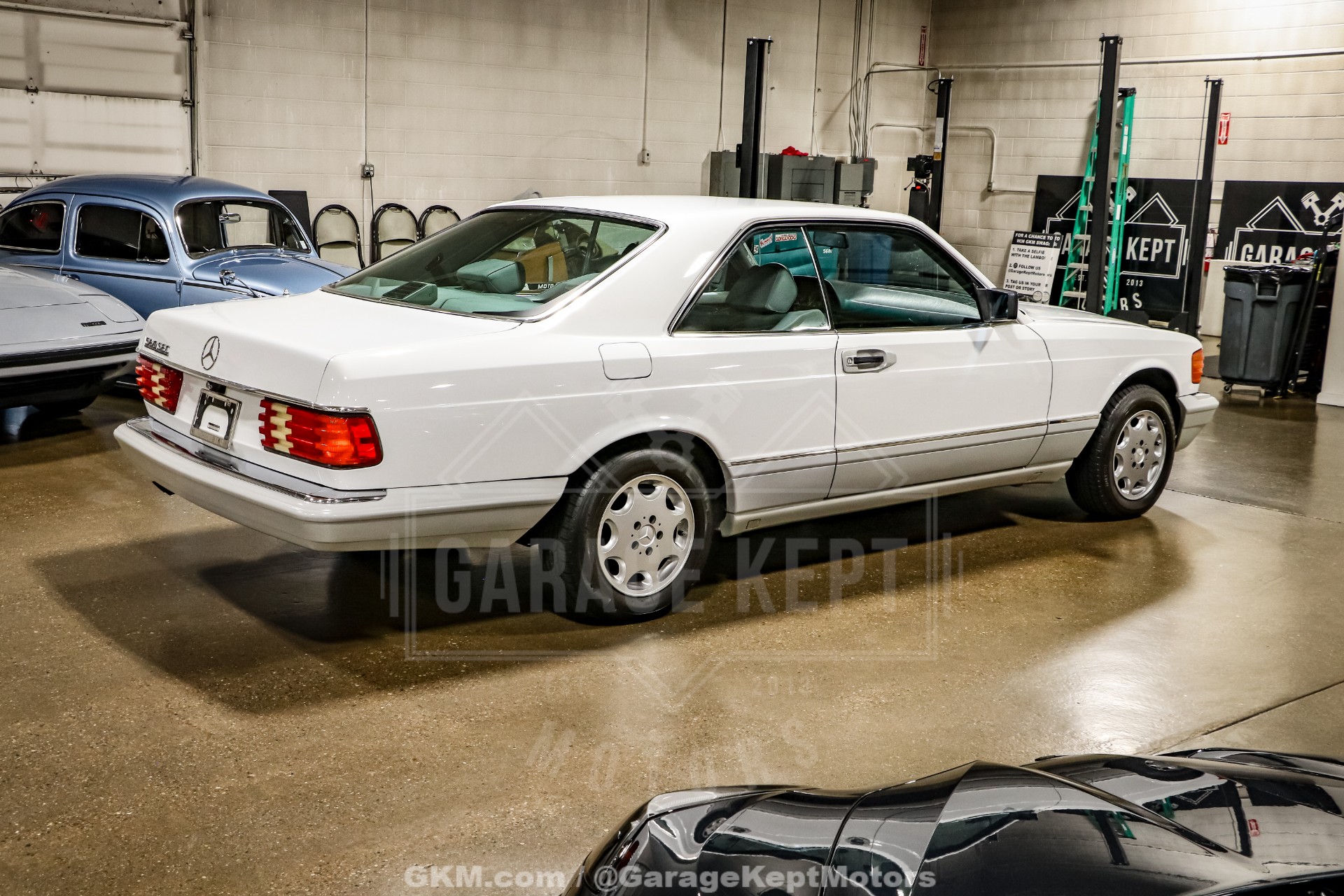 1991 Mercedes-Benz 560-Class 9