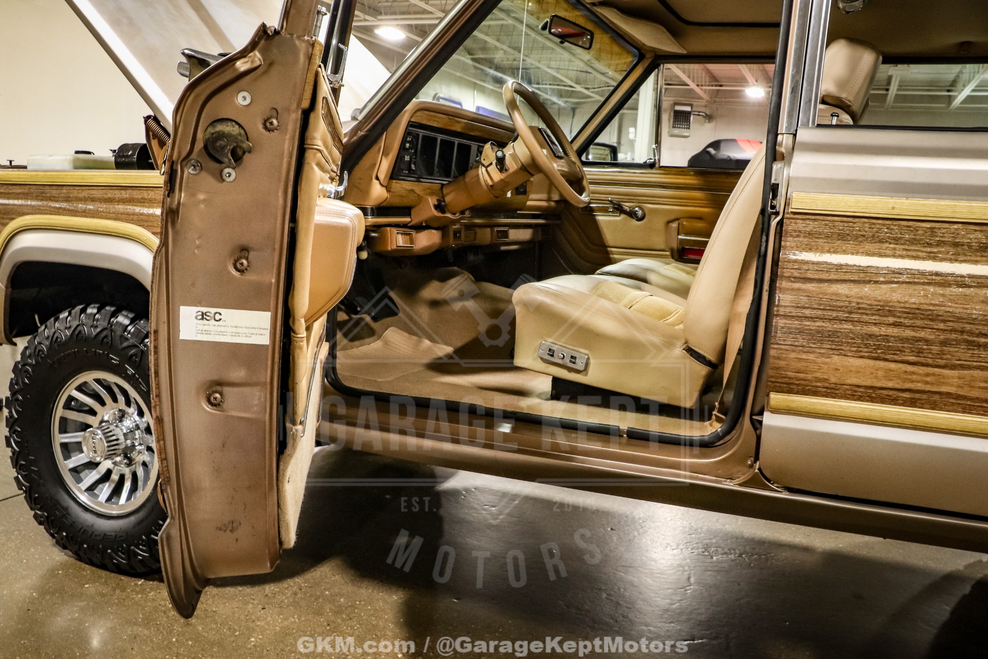 1988 Jeep Grand Wagoneer 106