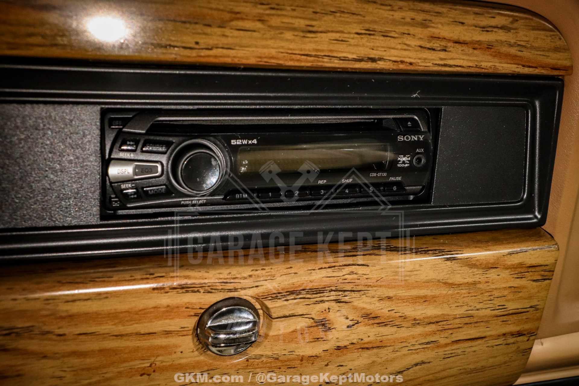 1988 Jeep Grand Wagoneer 126