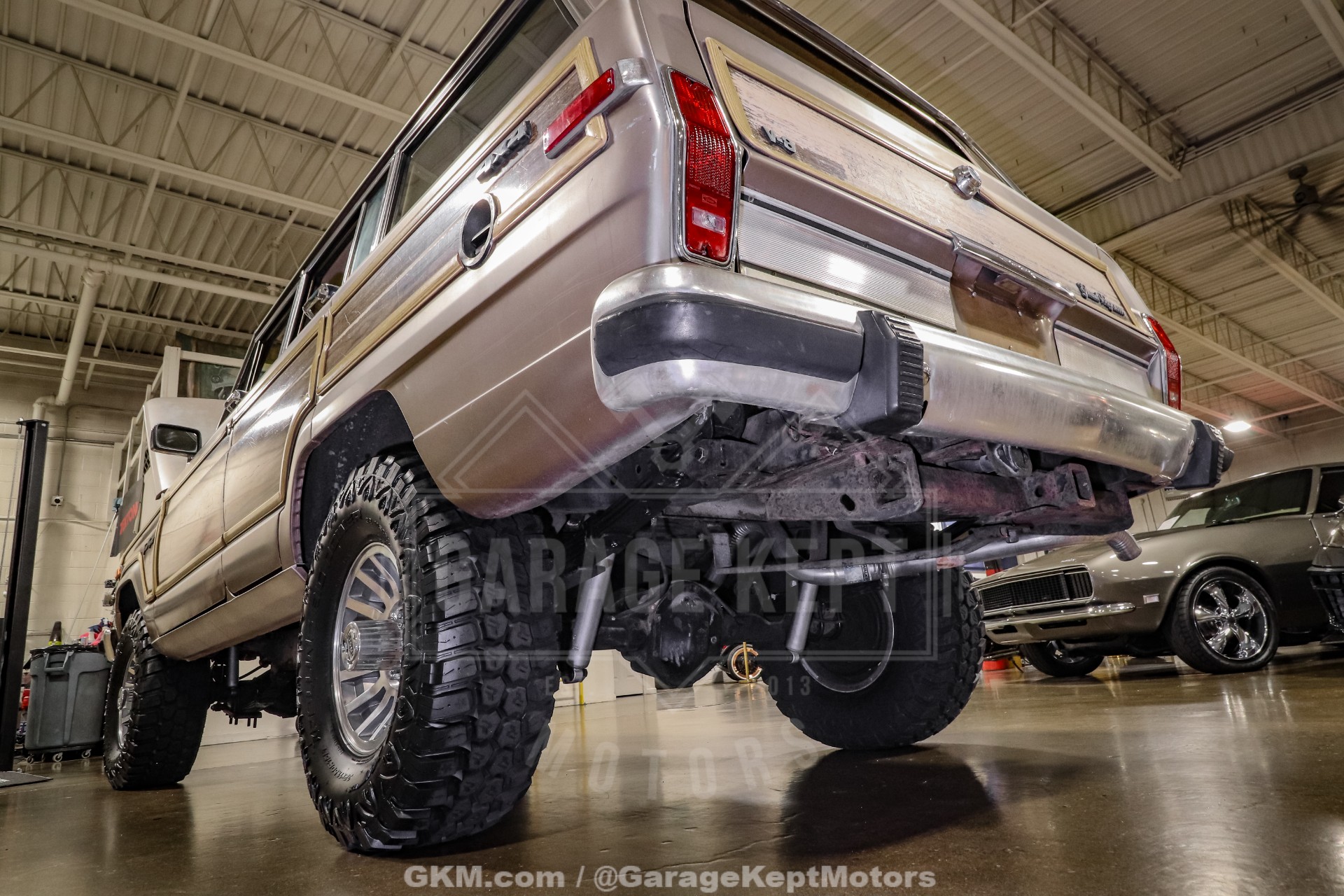 1988 Jeep Grand Wagoneer 180
