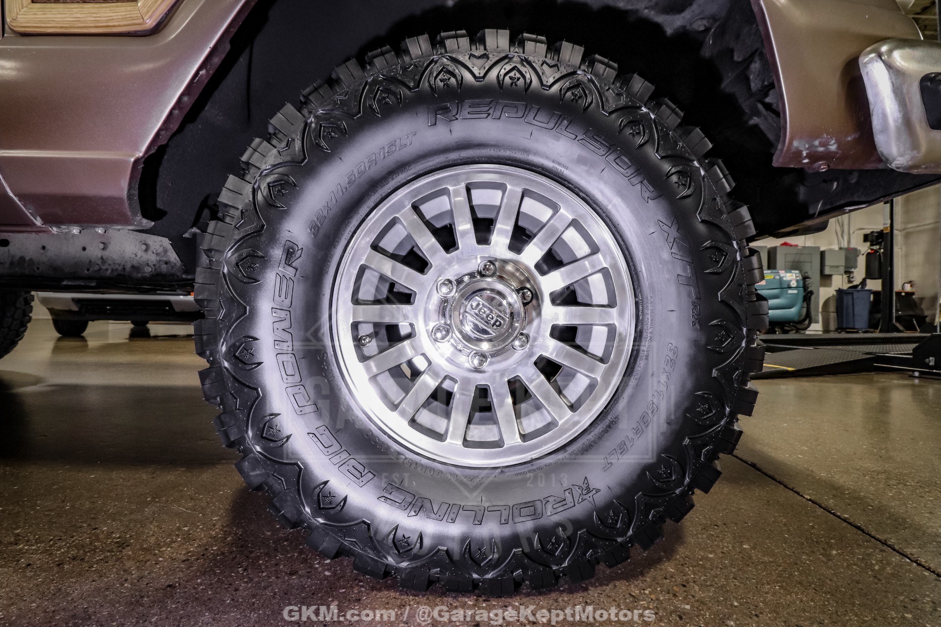 1988 Jeep Grand Wagoneer 187
