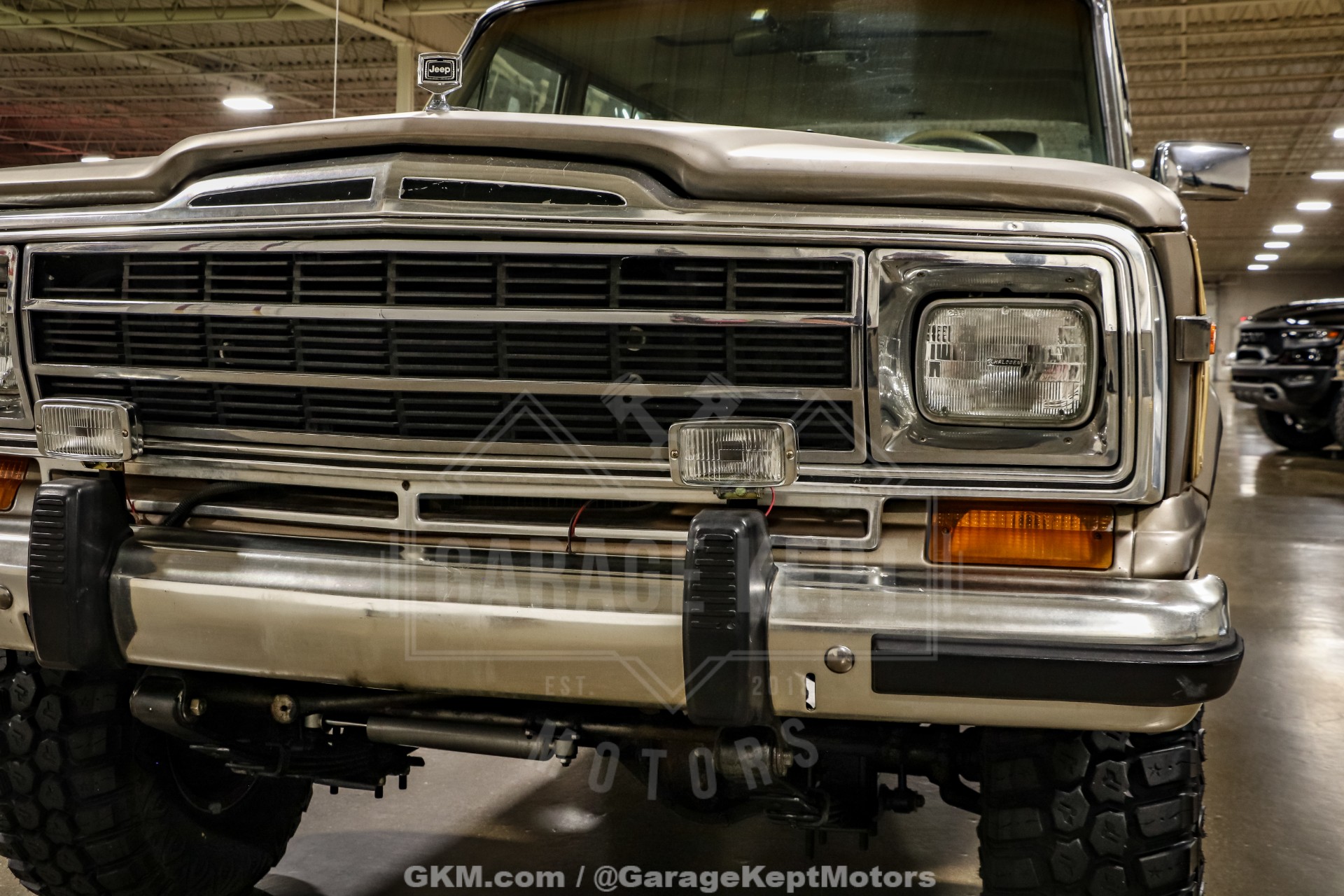1988 Jeep Grand Wagoneer 18