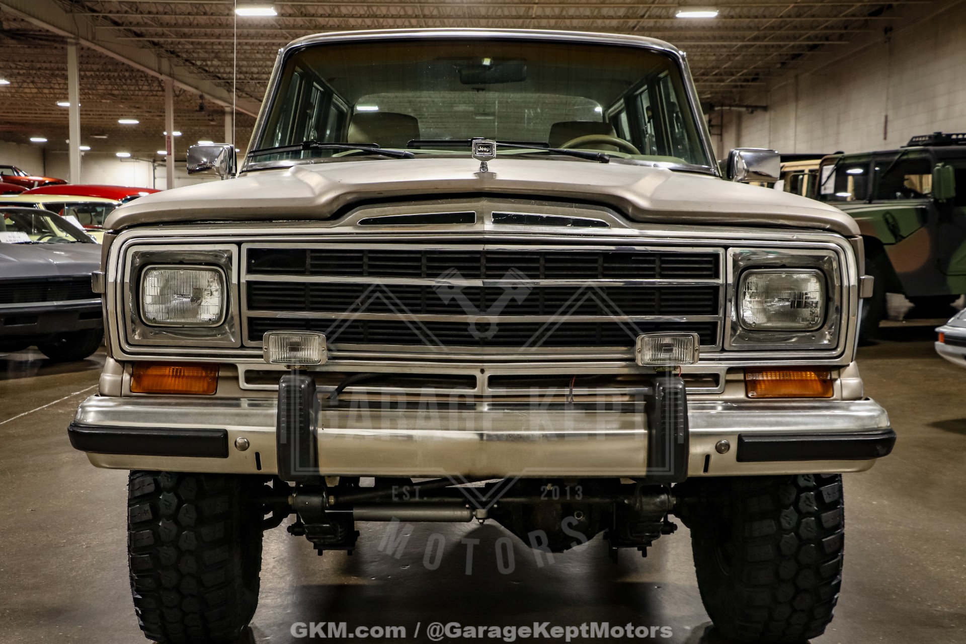 1988 Jeep Grand Wagoneer 19