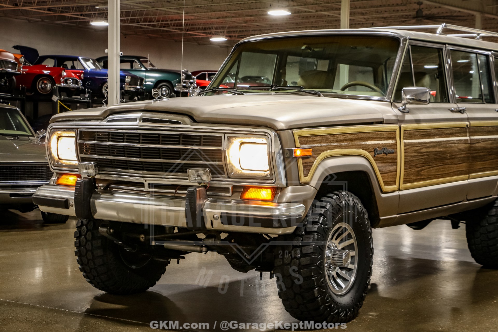 1988 Jeep Grand Wagoneer 21